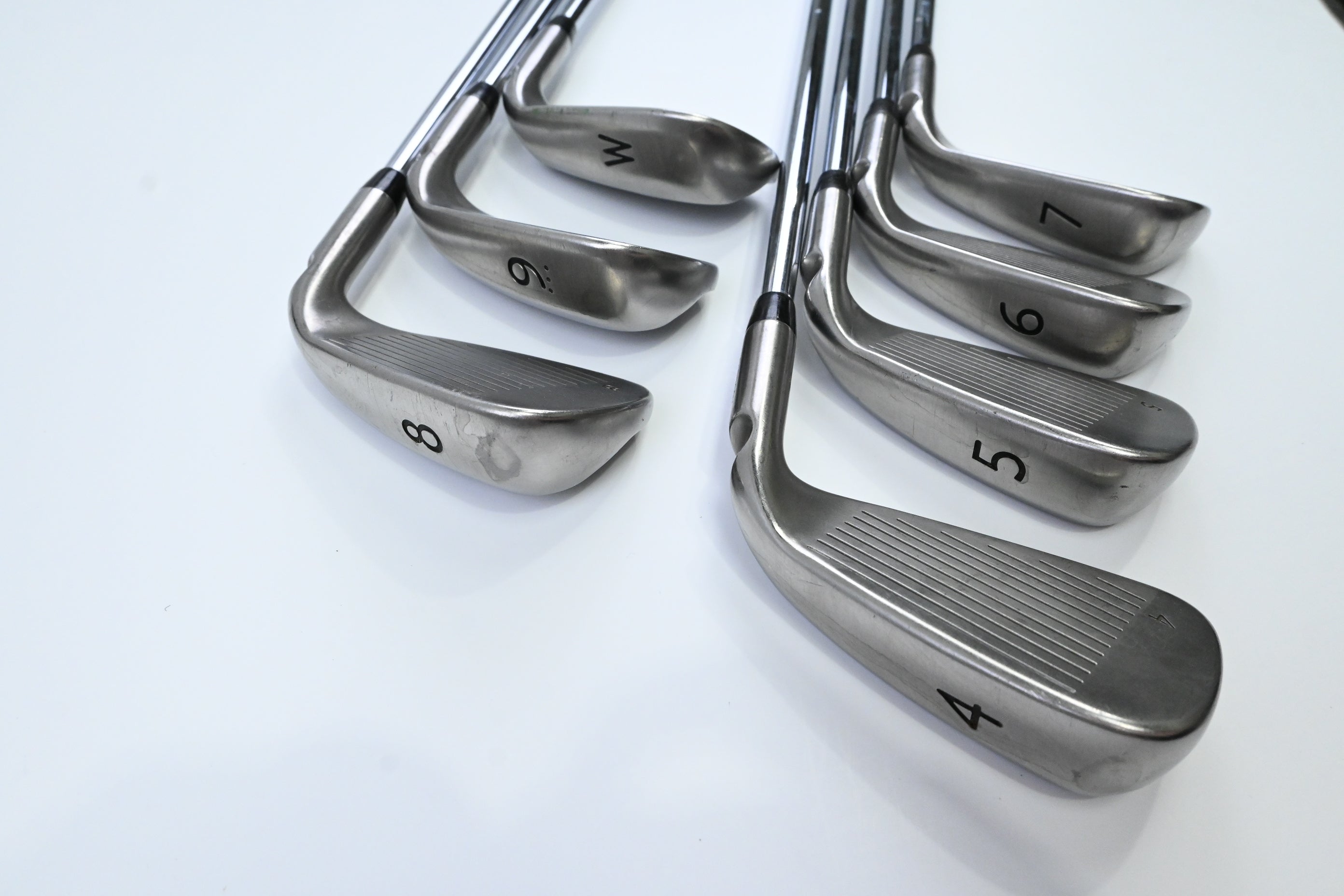 Left Hand Ping G Series Irons / 4-PW / Red Dot / Regular Flex Ping AWT 2.0