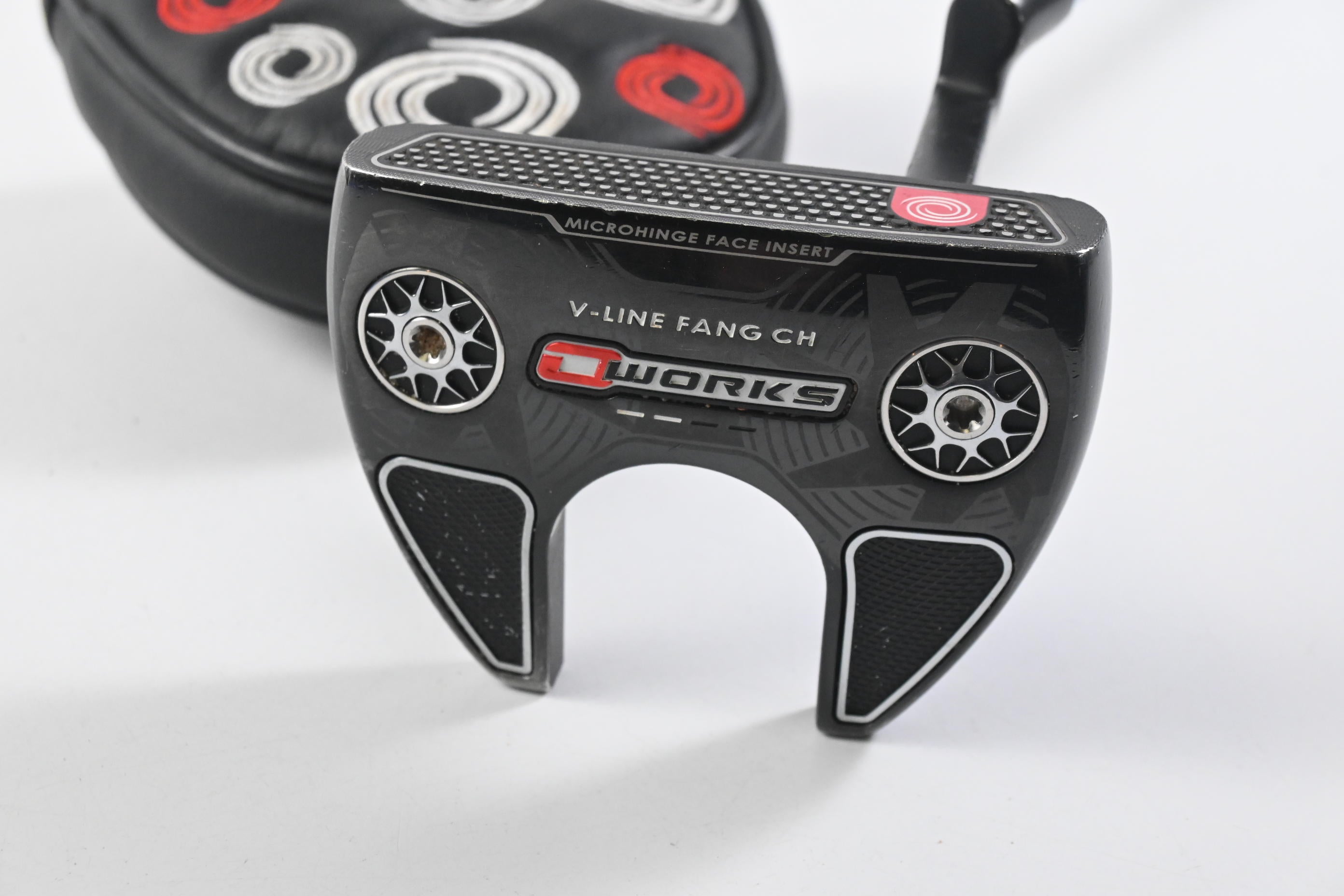 Odyssey O-Works V-Line Fang CH Putter / 37 Inch