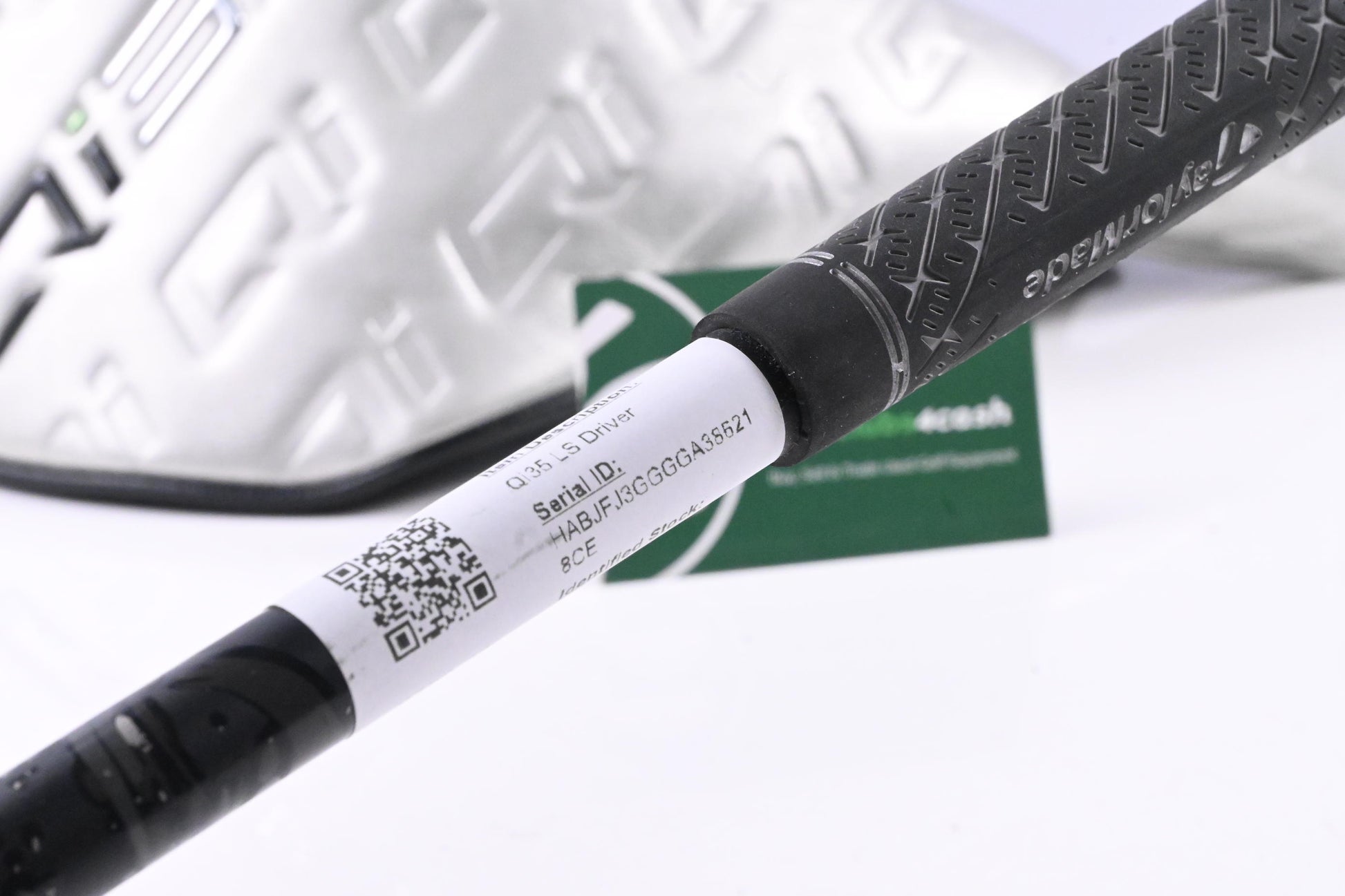 Taylormade Qi35 LS Driver / 9 Degree / Stiff Flex Kai'Li White Dark Waves 60