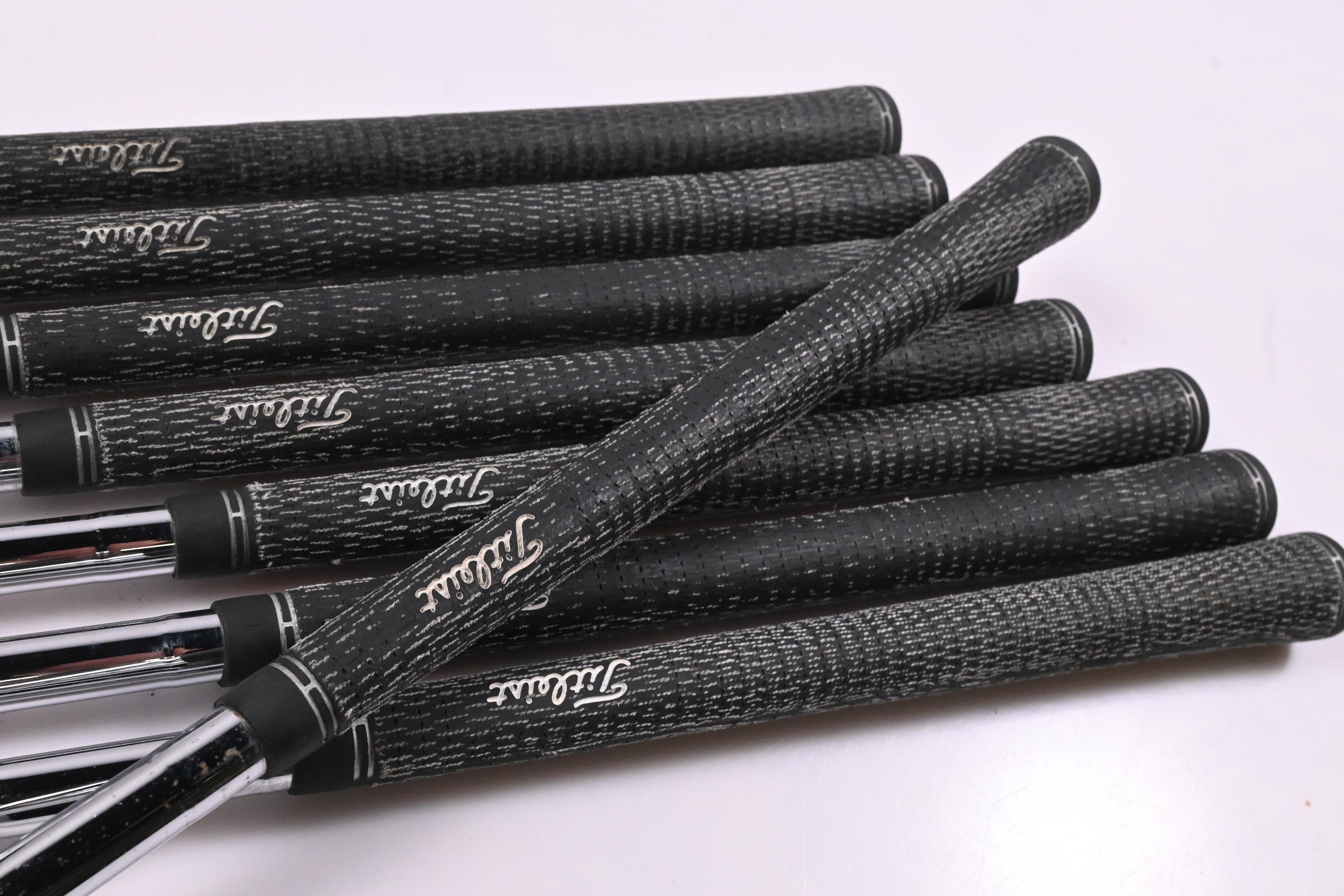 Titleist 735.CM Irons / 3-PW / Stiff Flex Dynamic Gold S300 Shafts