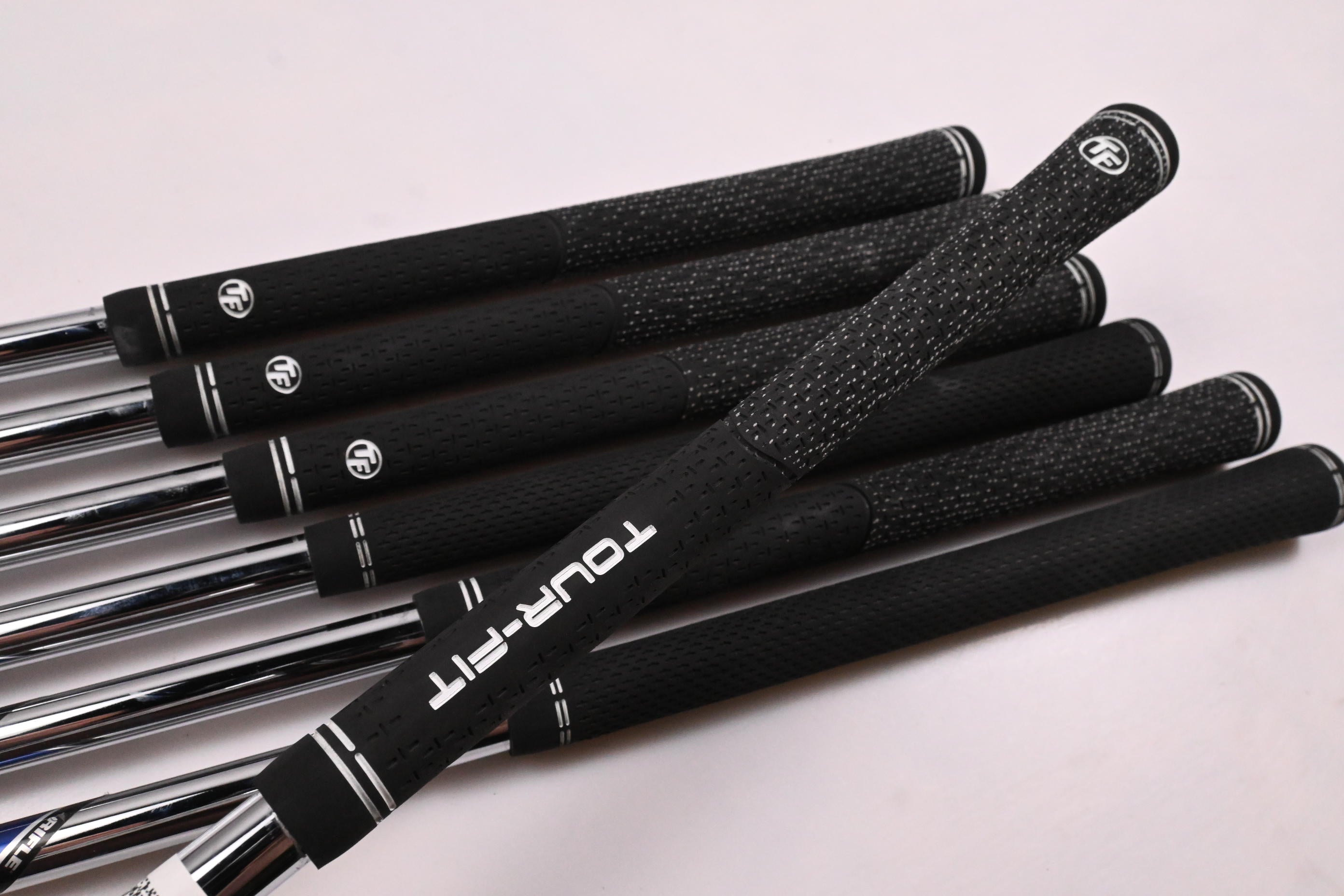 Vega VMB Irons / 4-PW / Stiff Flex Project X Precision Shafts