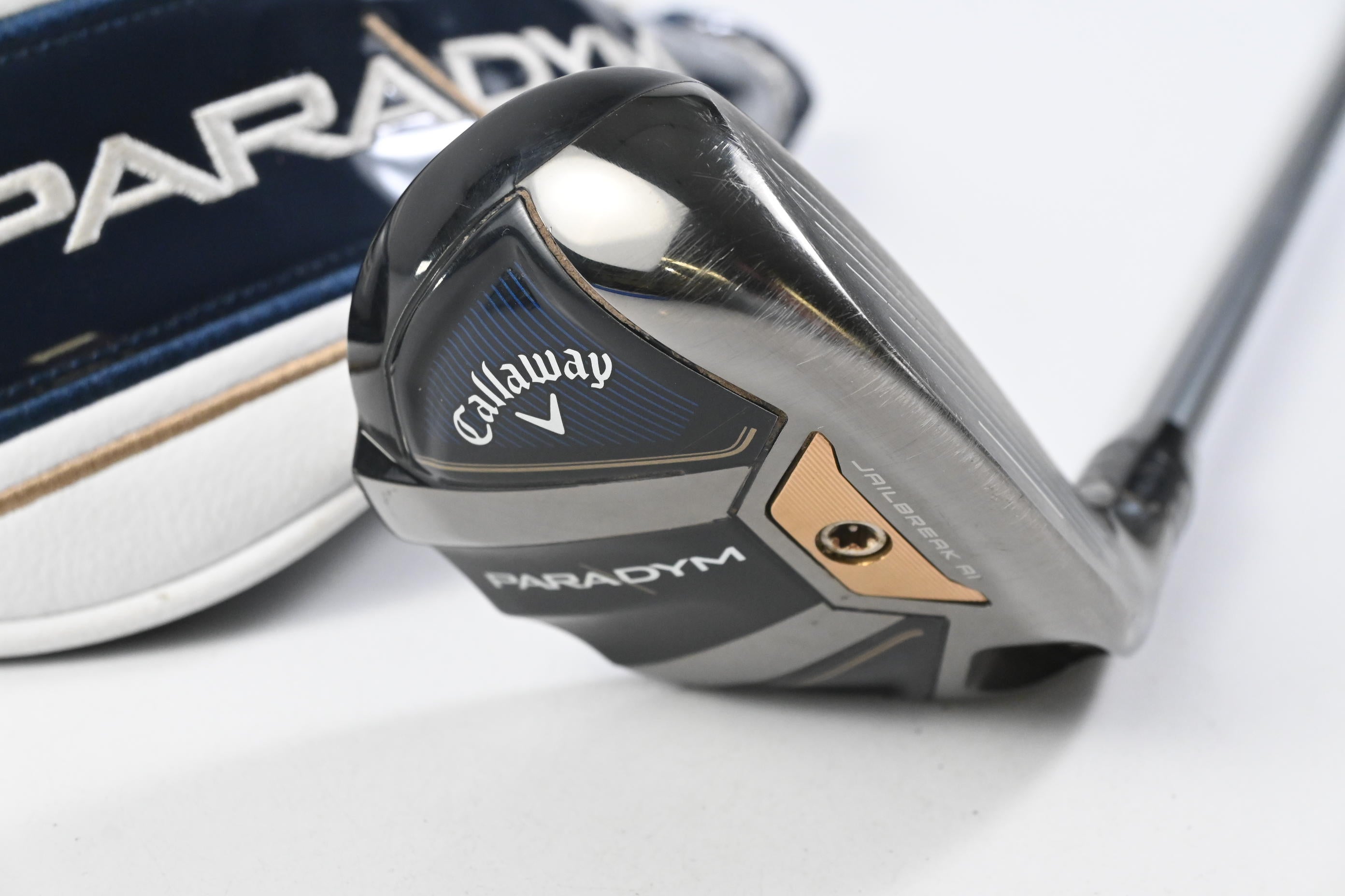 Callaway Paradym #4 Hybrid / 21 Degree / Regular Flex HZRDUS Silver 65 Shaft