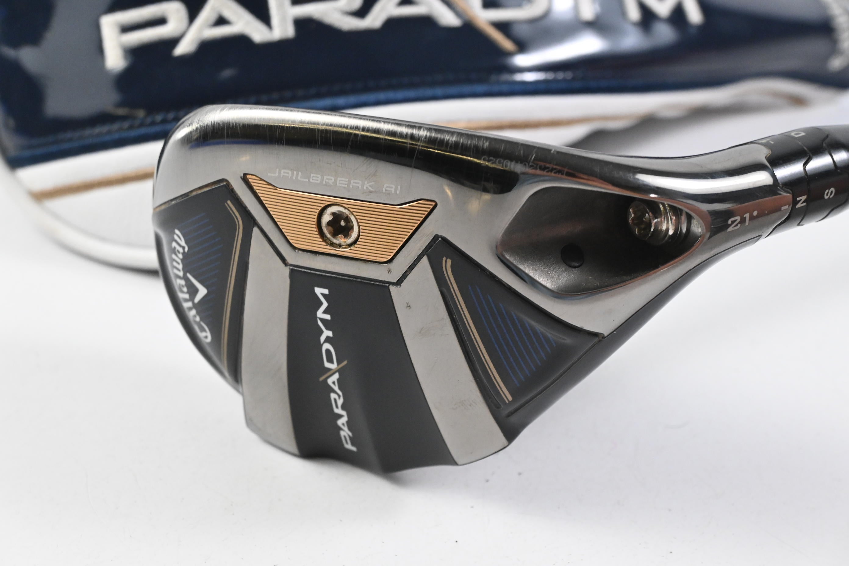 Callaway Paradym #4 Hybrid / 21 Degree / Regular Flex HZRDUS Silver 65 Shaft