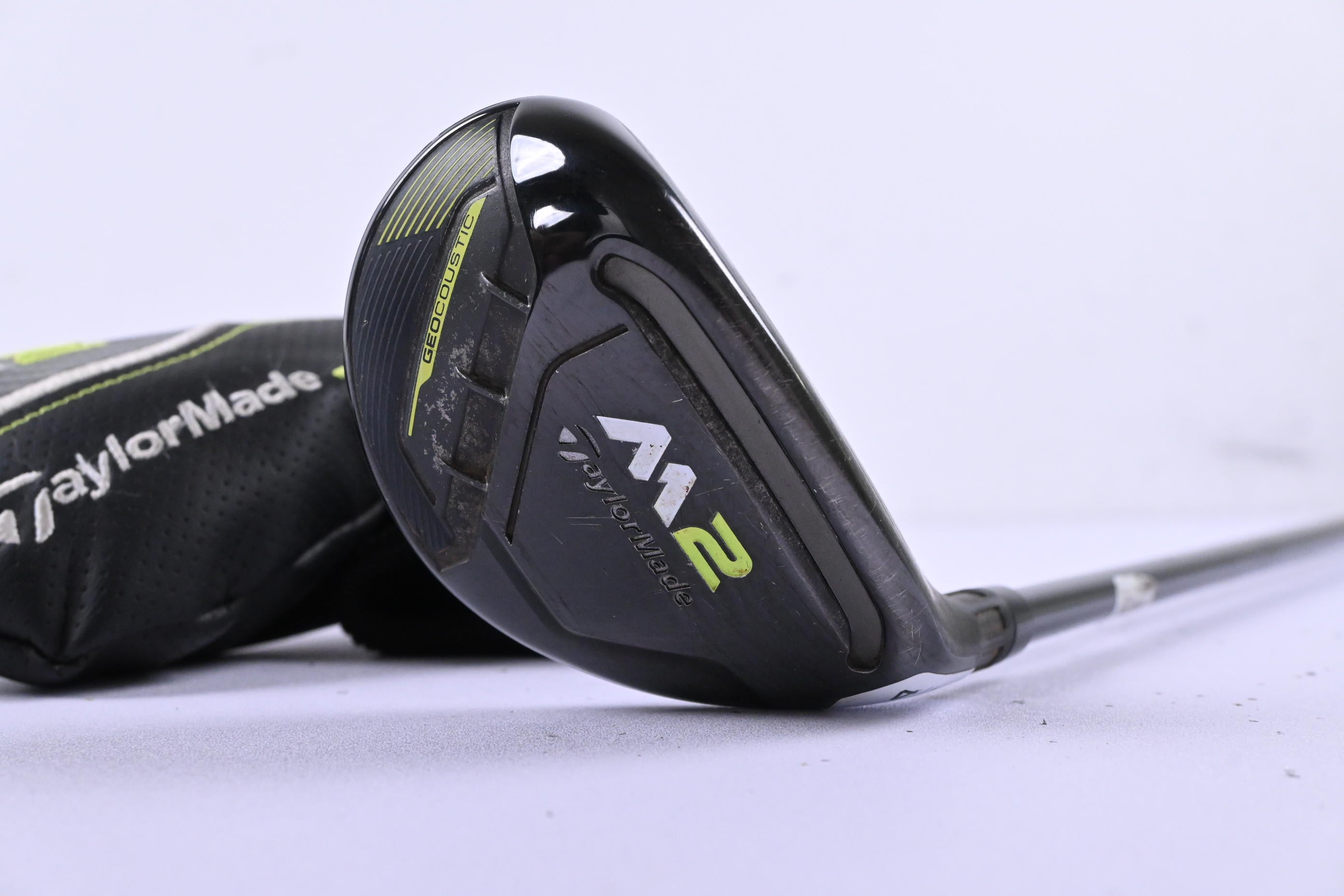 Taylormade M2 #4 Hybrid / 22 Degree / Regular Flex M2 REAX 65 Shaft