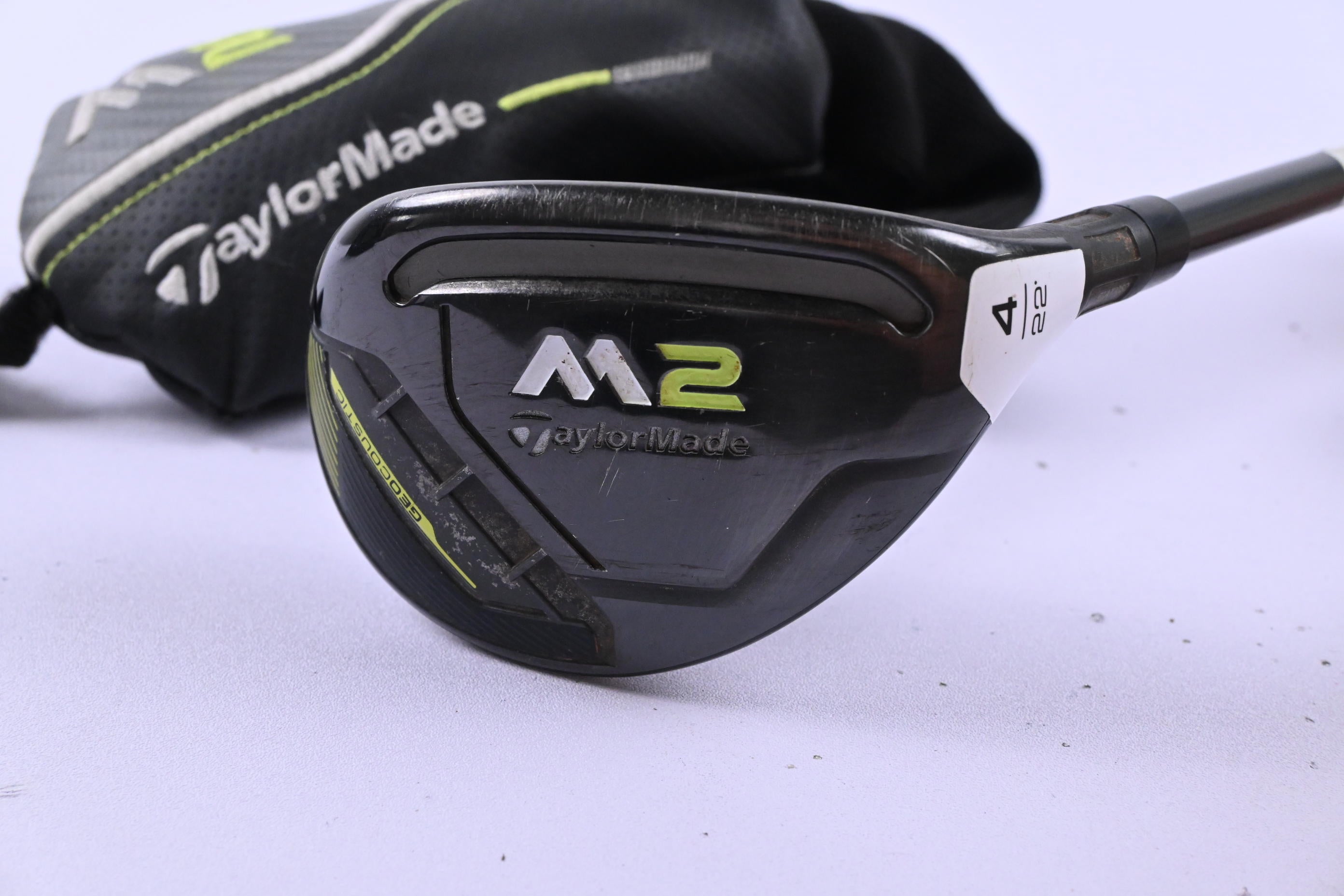 Taylormade M2 #4 Hybrid / 22 Degree / Regular Flex M2 REAX 65 Shaft