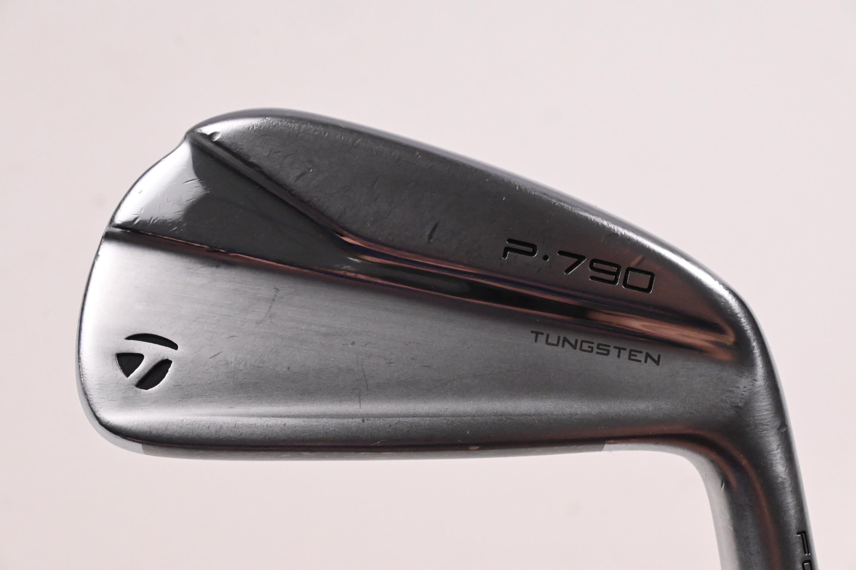 Taylormade P790 2021 #4 Iron / Stiff Flex Dynamic Gold 105 S300 Shaft