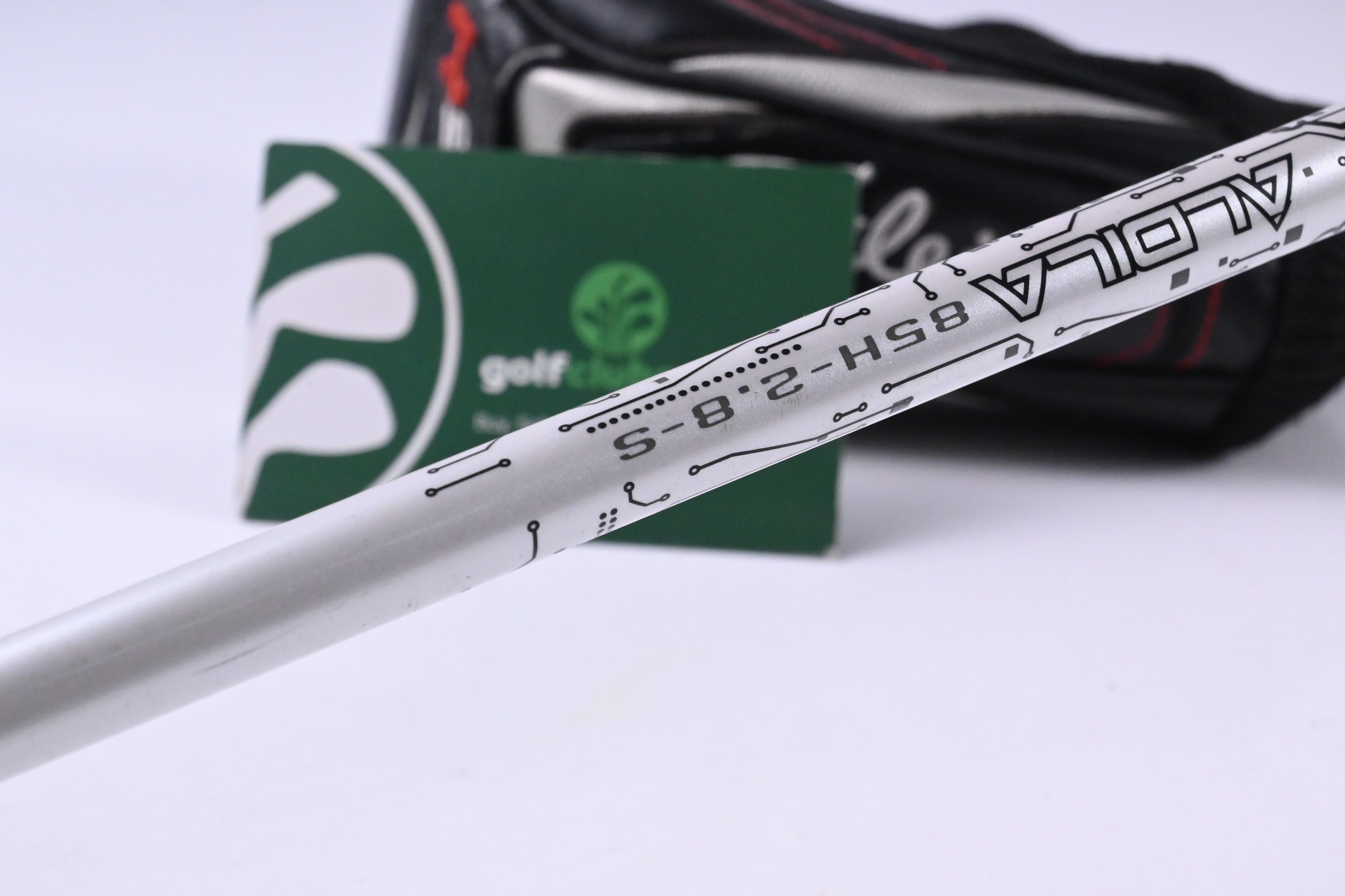 Titleist 915H #2 Hybrid / 17.5 Degree / Stiff Flex Aldila Rogue Black 85 Shaft