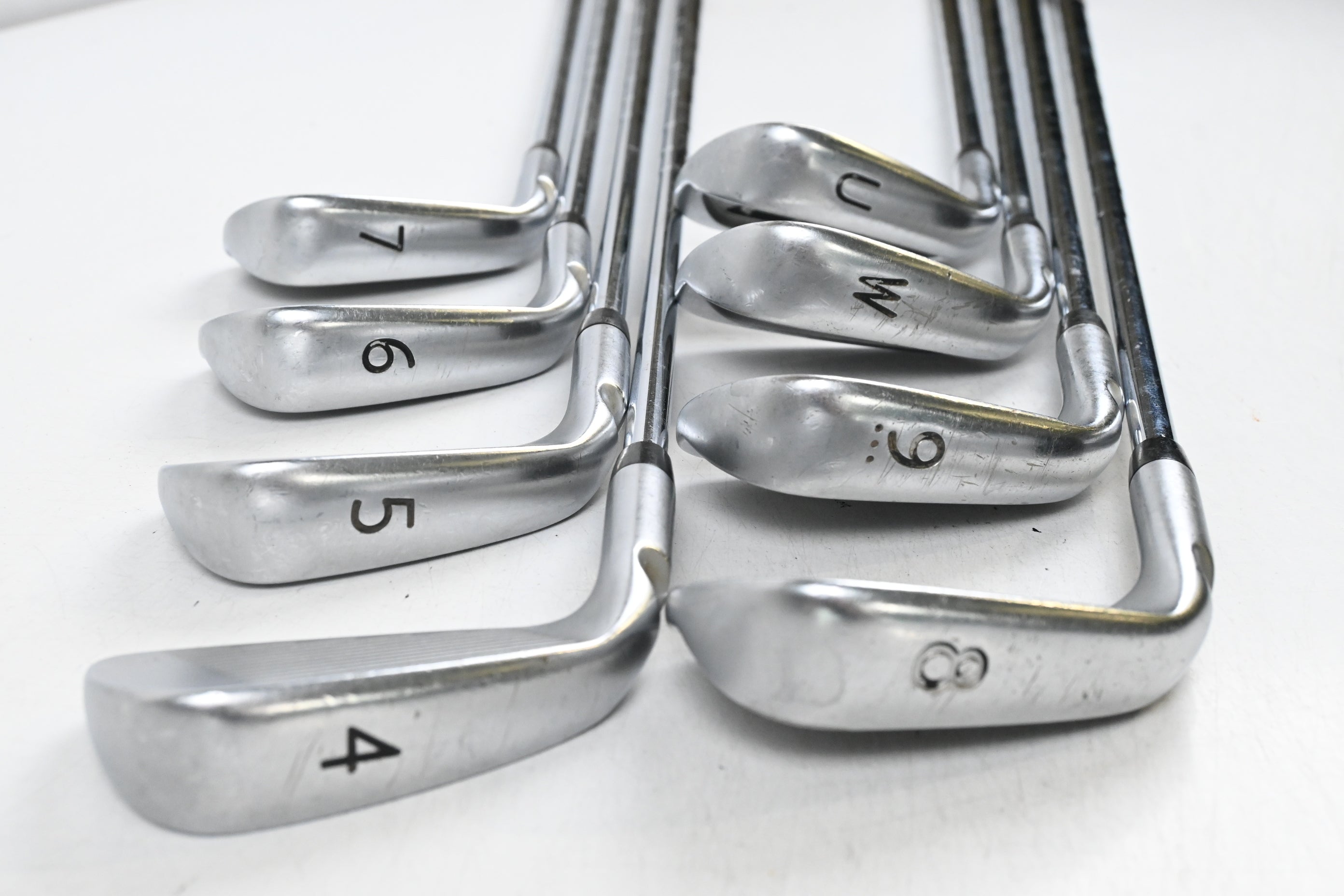 Ping i20 Irons / 4-PW+GW / Black Dot / Regular Ping CFS Shafts