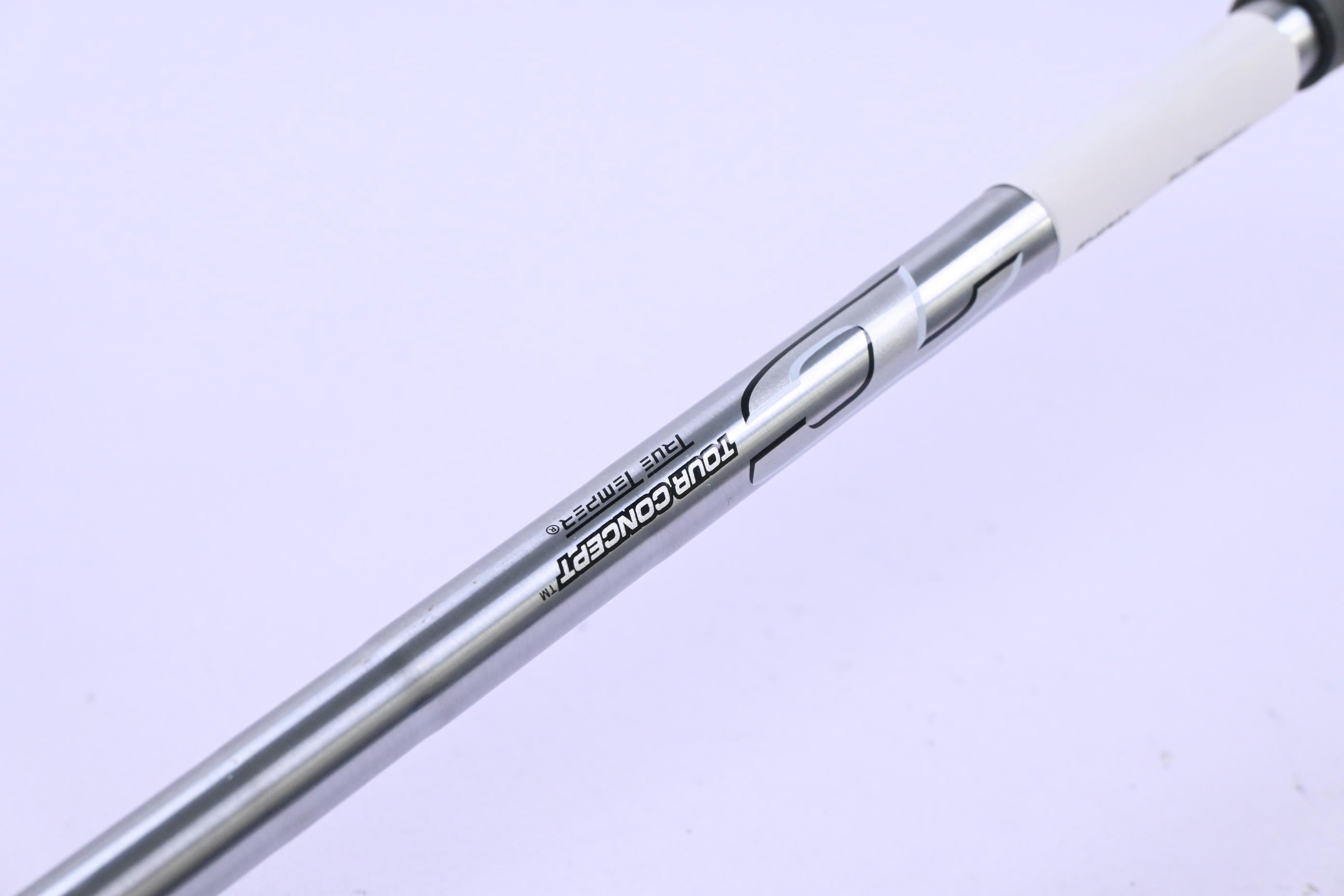 Cobra King F8 #5 Iron / 22.5 Degree / Regular Flex Tour Concept Shaft