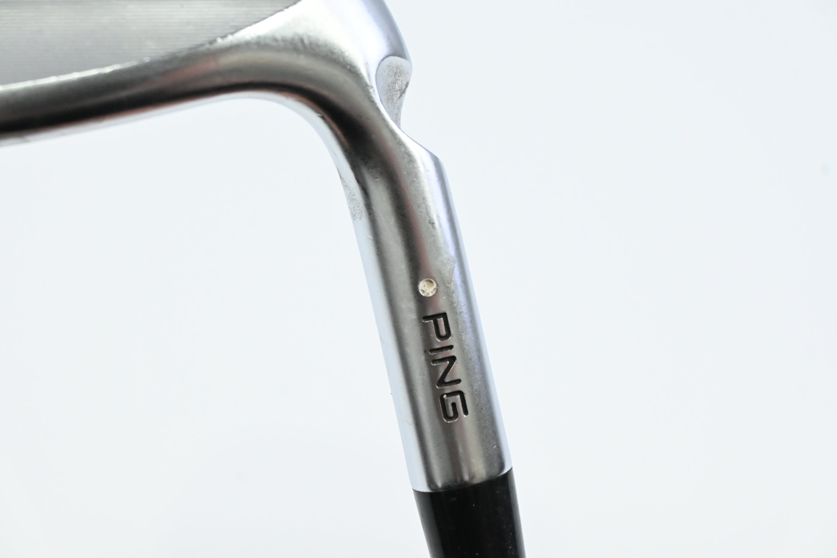 Ping i530 Gap Wedge / 47 Degree / White Dot / Stiff Flex Dynamic Gold 115 S300