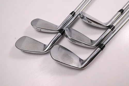 Titleist 718 CB Irons / 6-PW / Stiff Flex Project X IO 110 Shafts