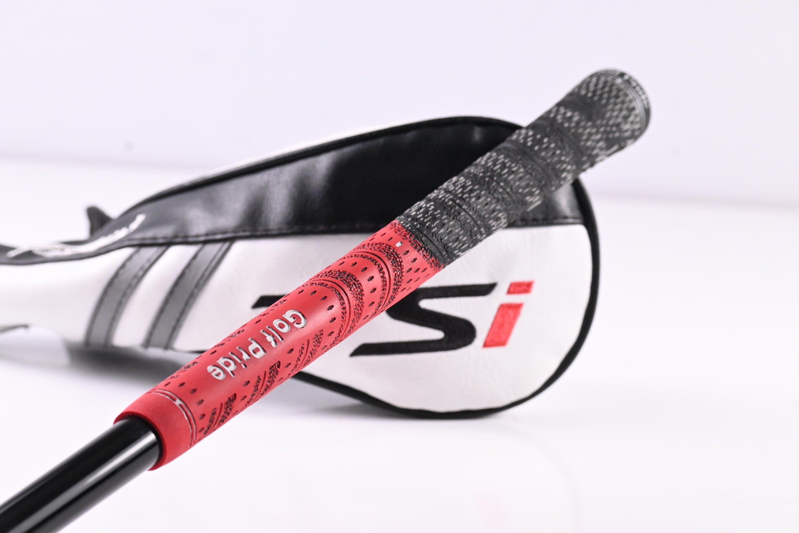 Titleist TSi2 #3 Wood / 16.5 Degree / Stiff Flex HZRDUS Smoke RDX Black 70 Shaft