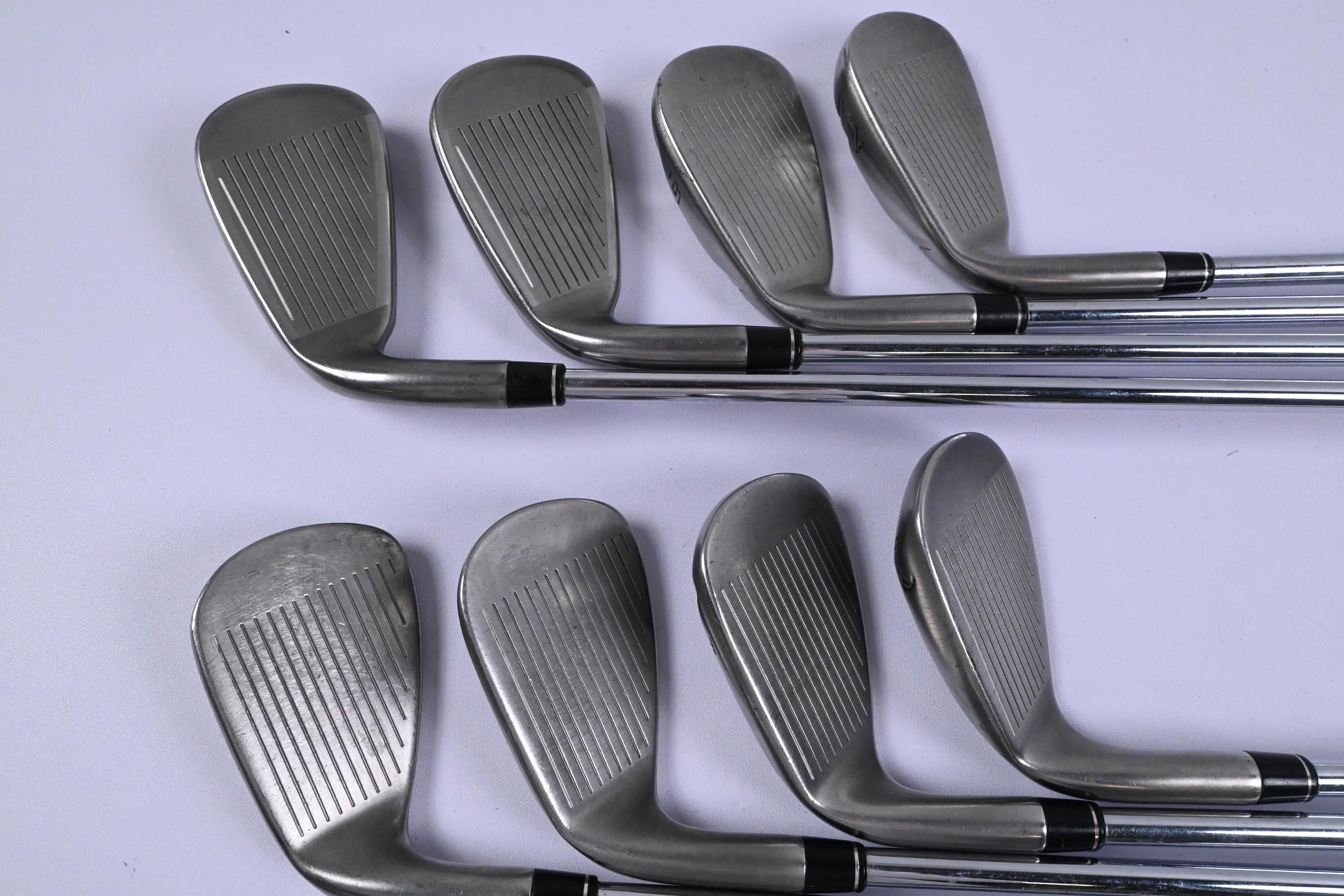 Taylormade RBZ Irons / 5-PW+GW+SW / Regular Flex Tayormade RBZ Shafts