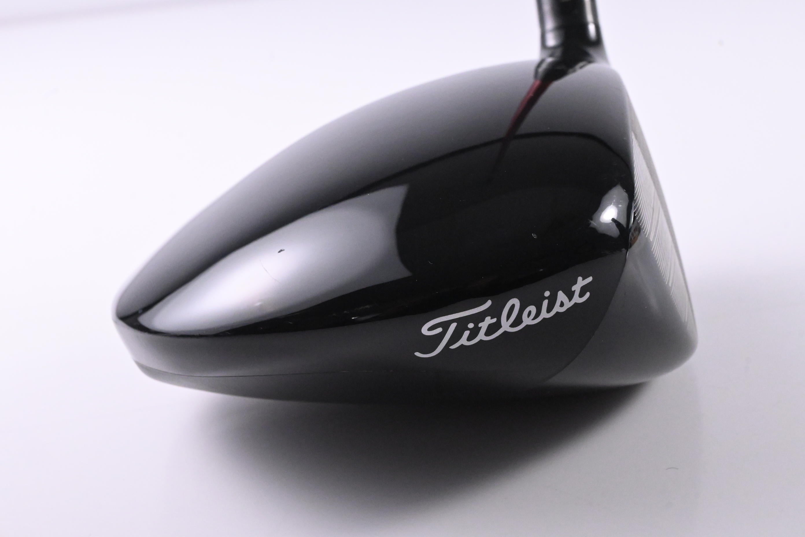 Titleist GT2 Driver / 9 Degree / Regular Flex Denali Red 50 Shaft