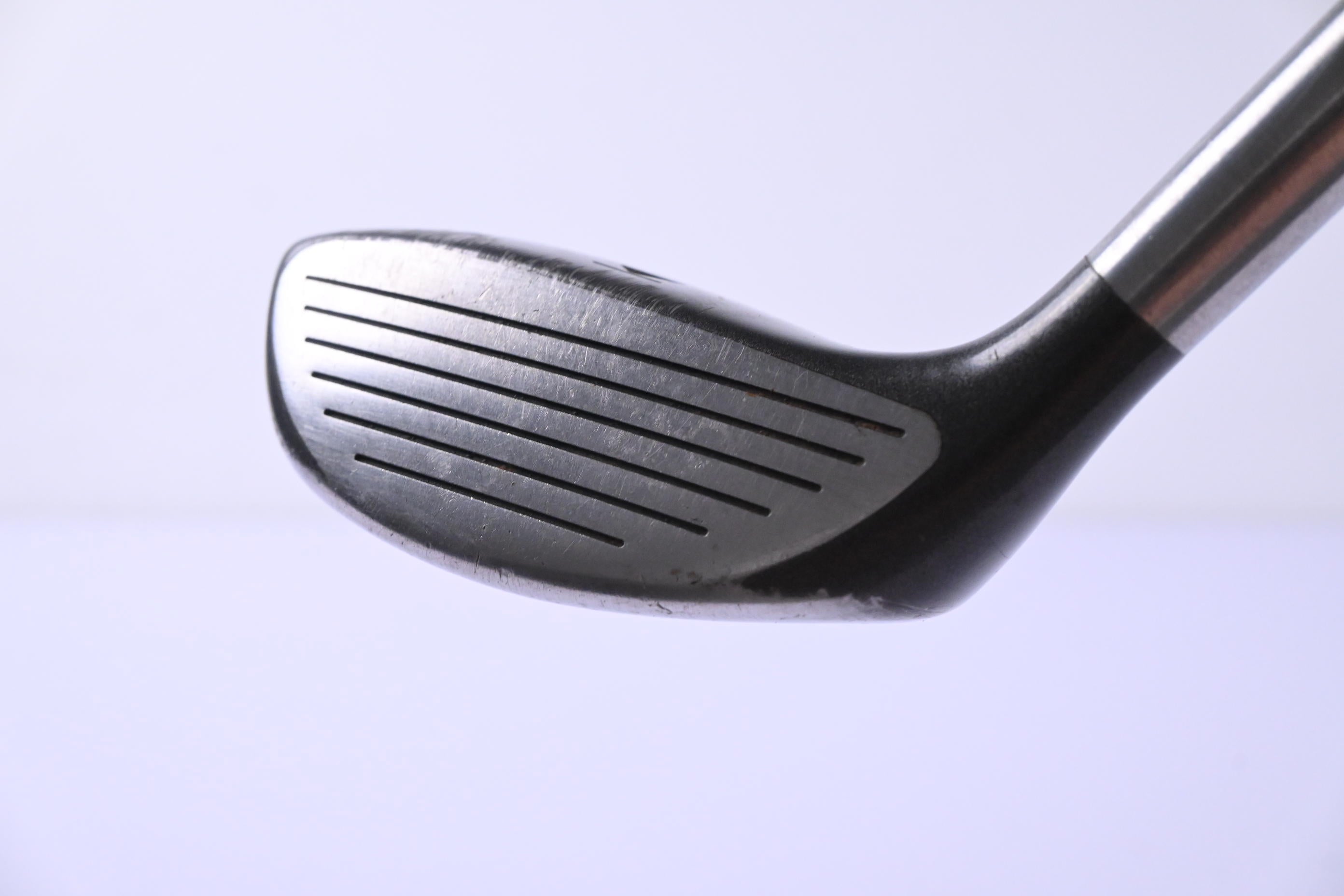Titleist 975 F #7 Wood / 20.5 Degree / Regular Flex Titleist Ultralite Shaft