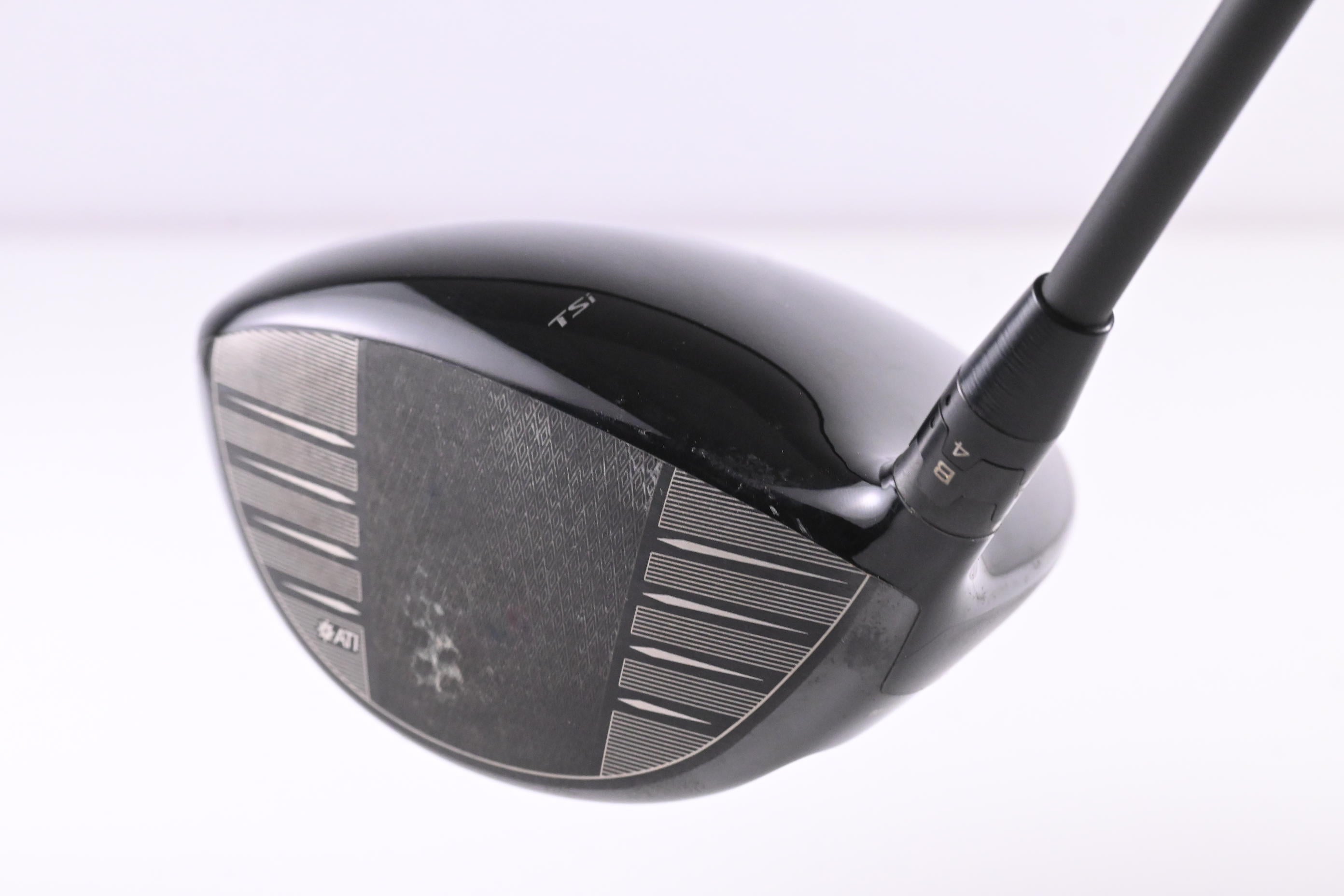 Titleist TSi2 Driver / 9 Degree / Regular Flex Kuro Kage SFW 50 Shaft
