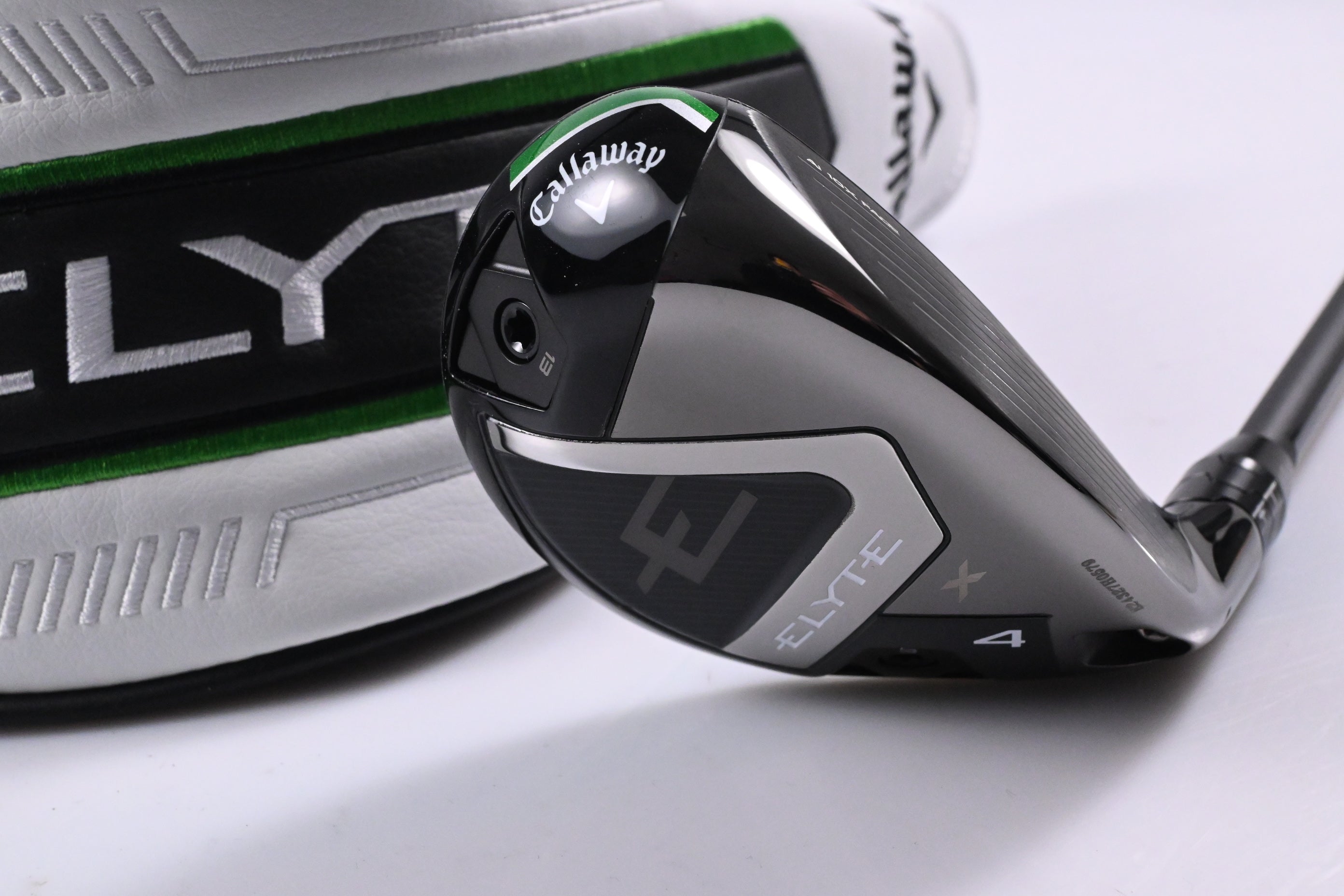 Callaway Elyte X #4 Hybrid / 21 Degree / Senior Flex Vanquish 5 Shaft