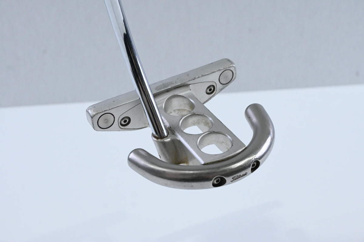 Scotty Cameron Futura Putter / 35 Inch