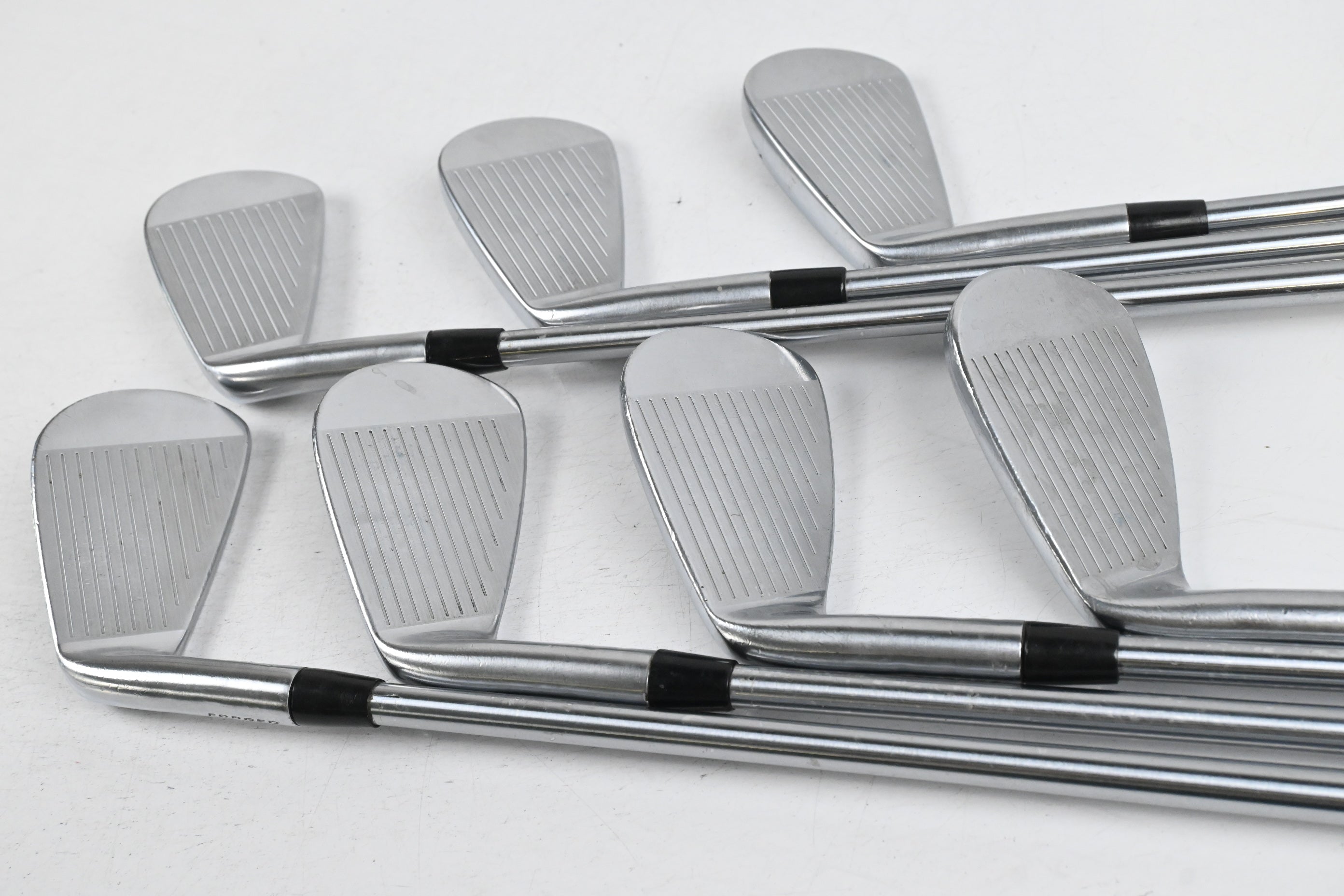 Srixon Z-765 Irons / 4-PW / Regular Flex Project X PXi Shafts