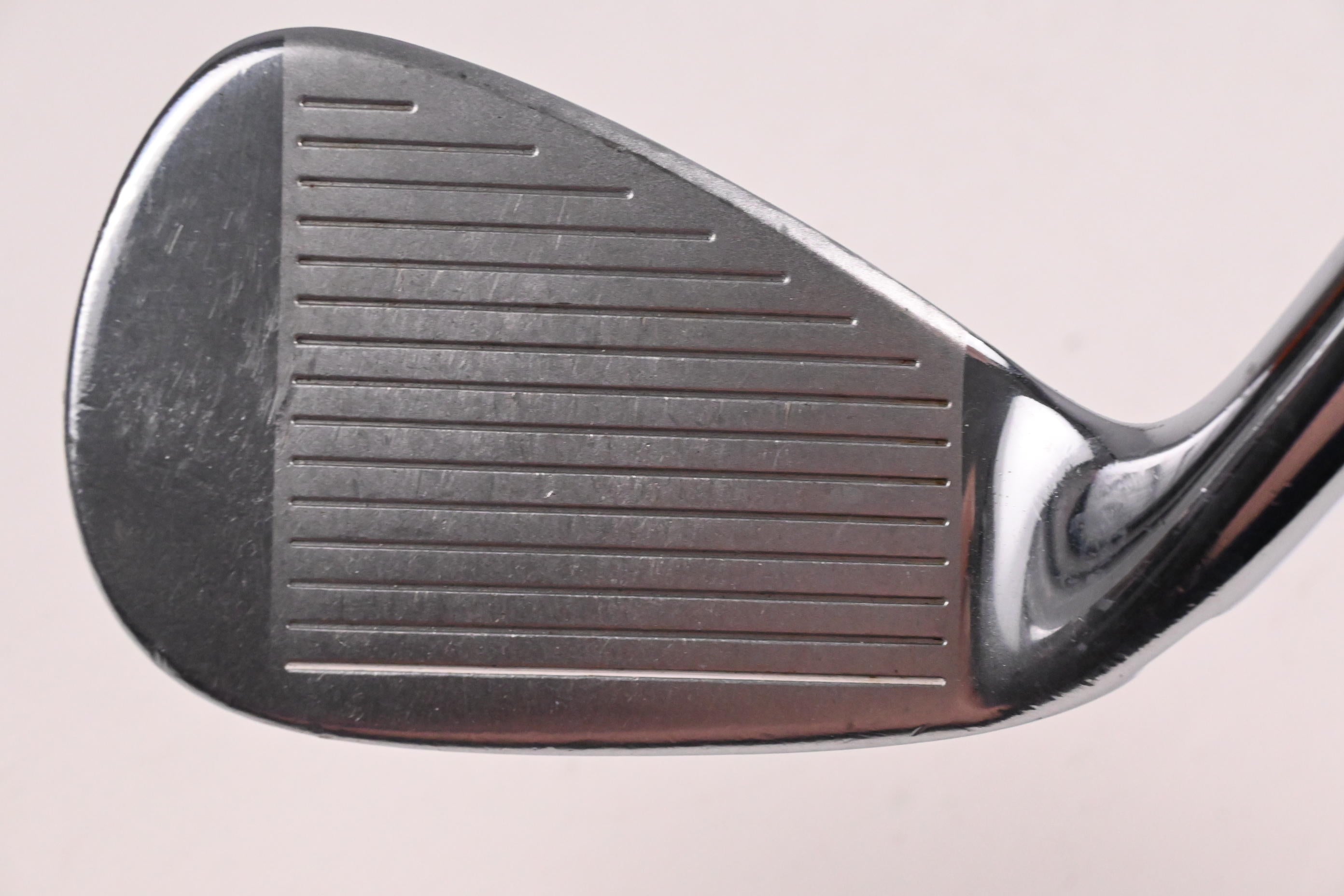 Taylormade RSi1 #9 Iron / Stiff Flex Reax 90 Shaft