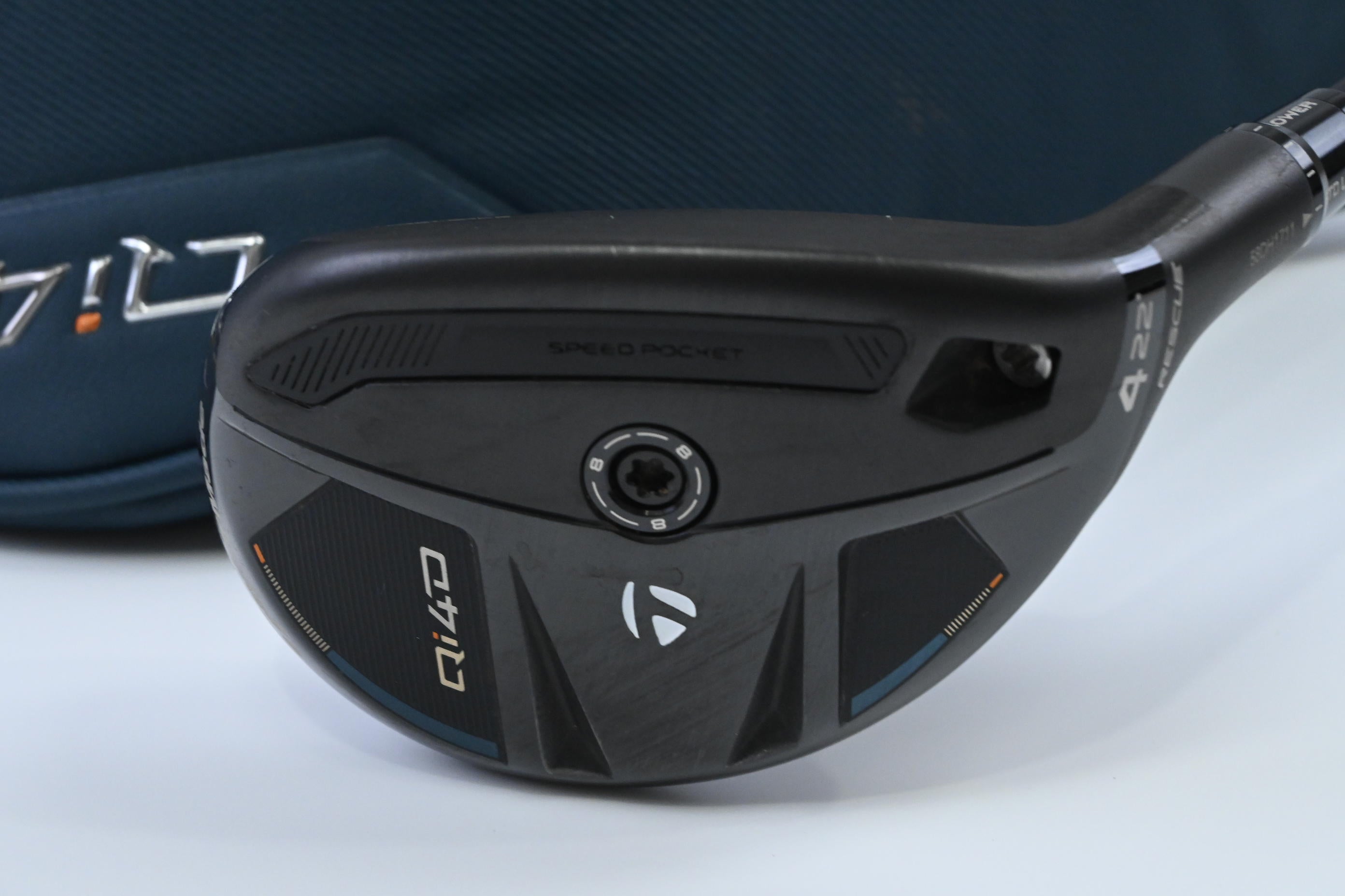 Taylormade Qi4D #4 Hybrid / 22 Degree / Regular Flex KBS Reax White 65 Shaft