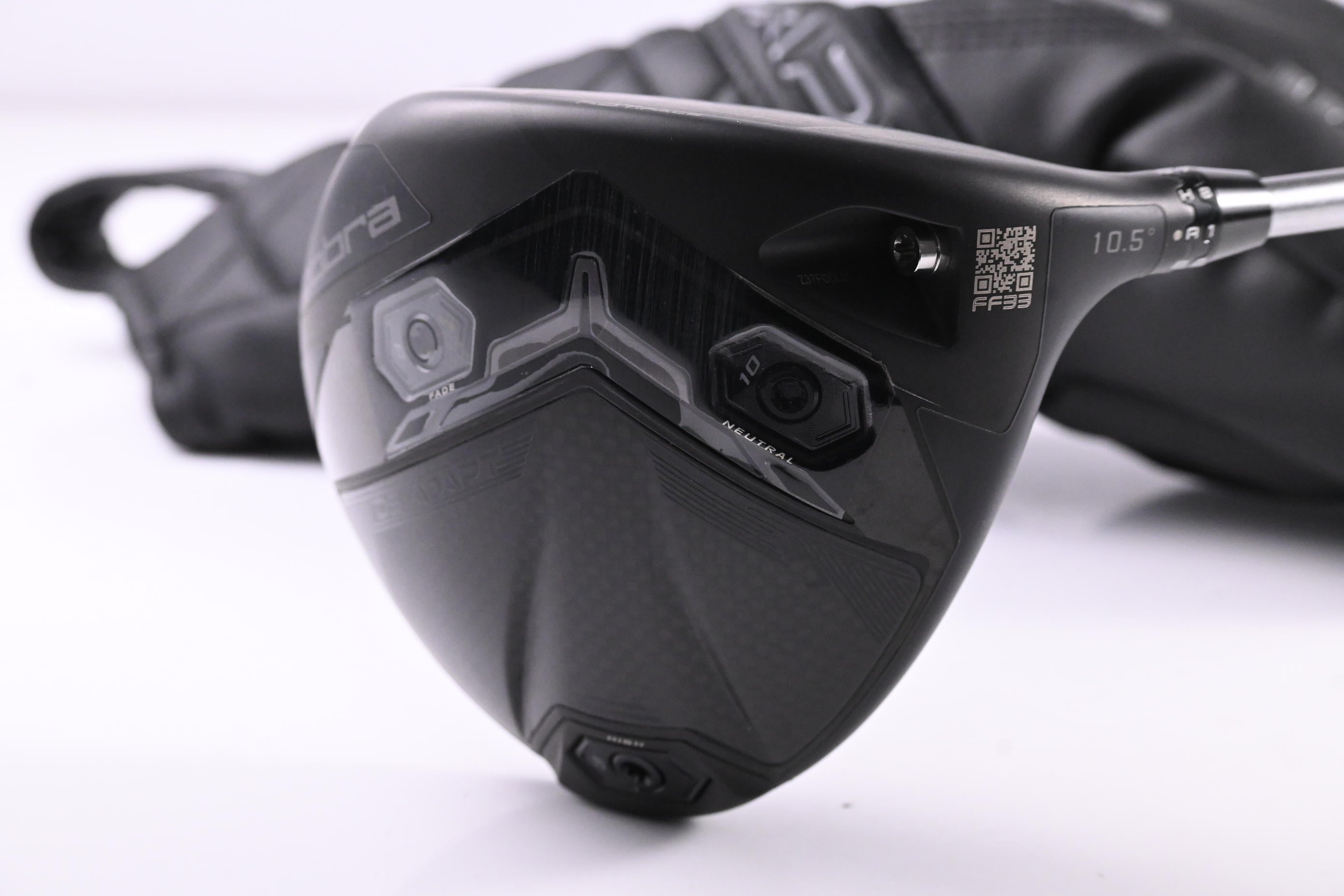 Cobra DS-Adapt LS Driver / 10.5 Degree / X-Flex Fujikura Pro 60 Shaft