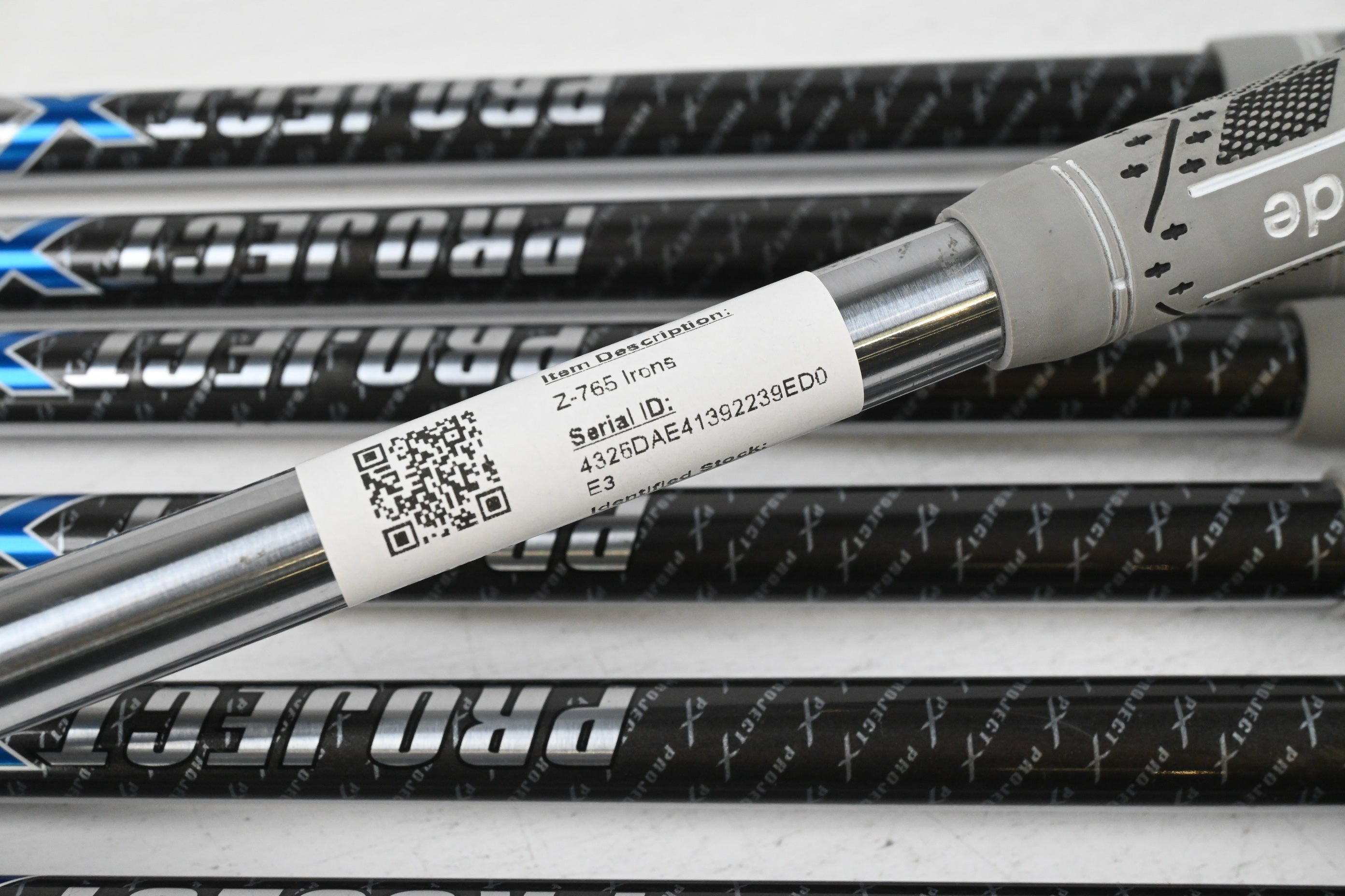 Srixon Z-765 Irons / 4-PW / Regular Flex Project X PXi Shafts