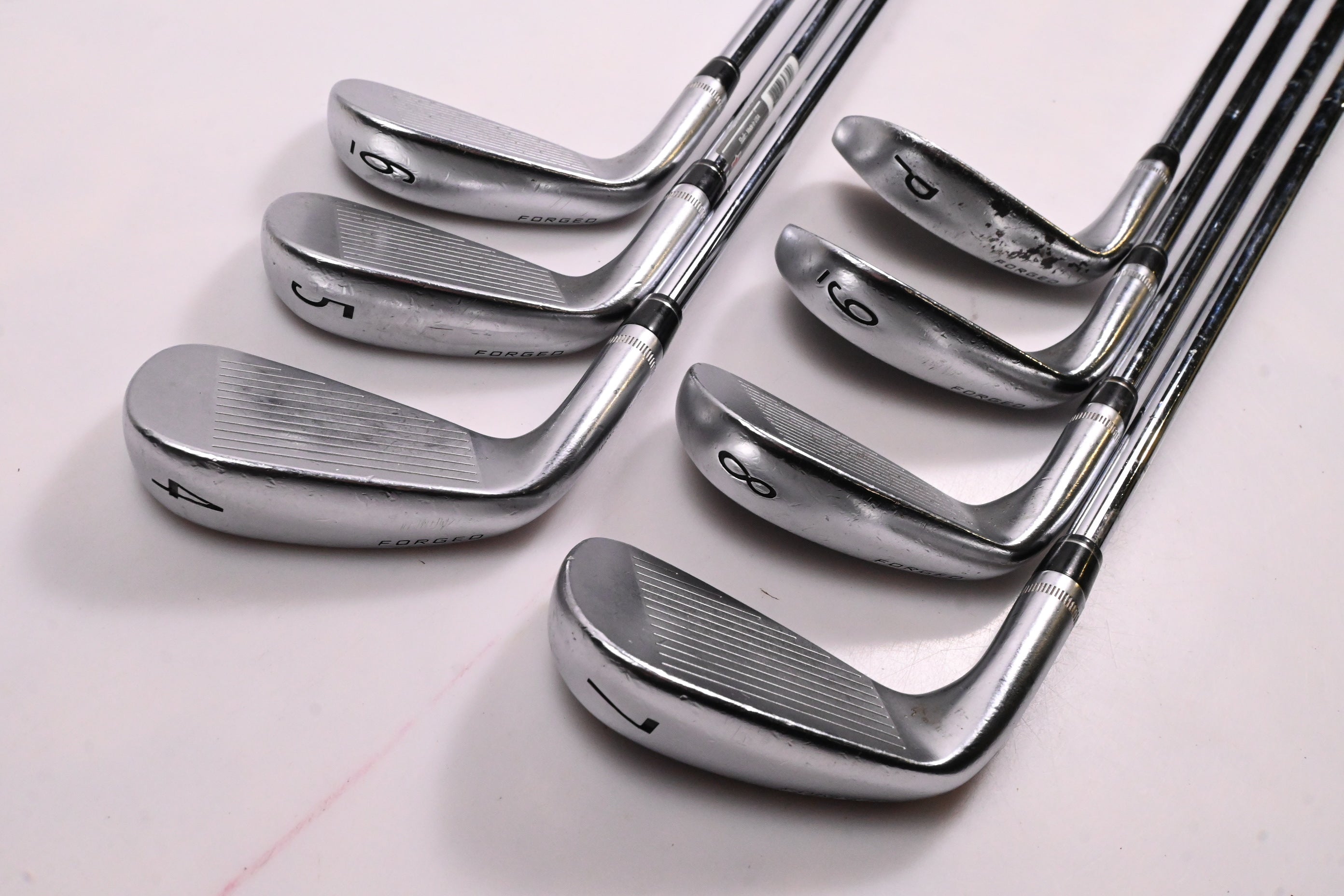 Wilson FG Tour F5 Irons / 4-PW / Regular Flex Dynamic Gold XP R300 Shafts