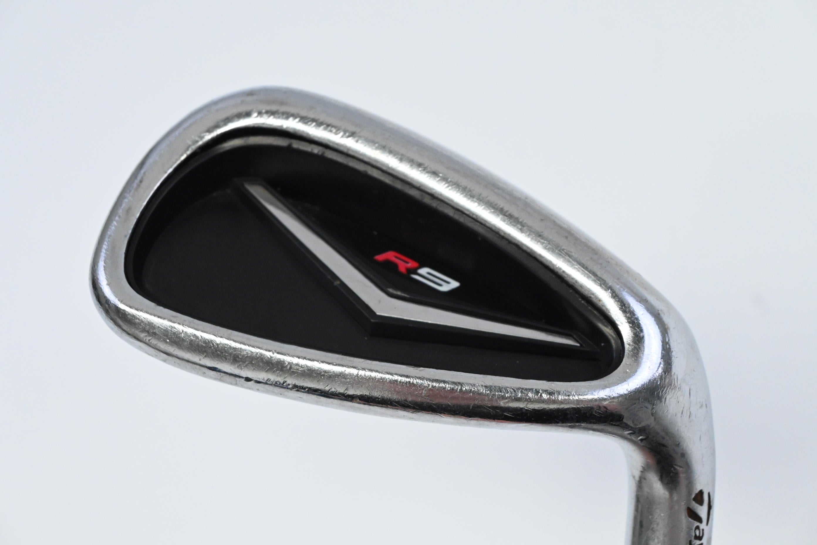 Taylormade R9 Pitching Wedge / 46 Degree / Regular Flex Fujikura Motore 65