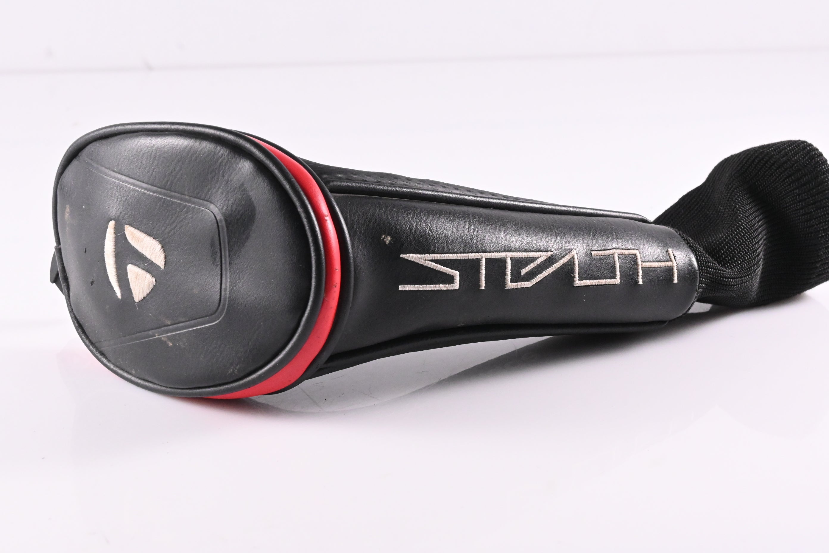 Taylormade Stealth Plus #2 Hybrid / 17 Degree / Stiff Flex HZRDUS Smoke Red RDX