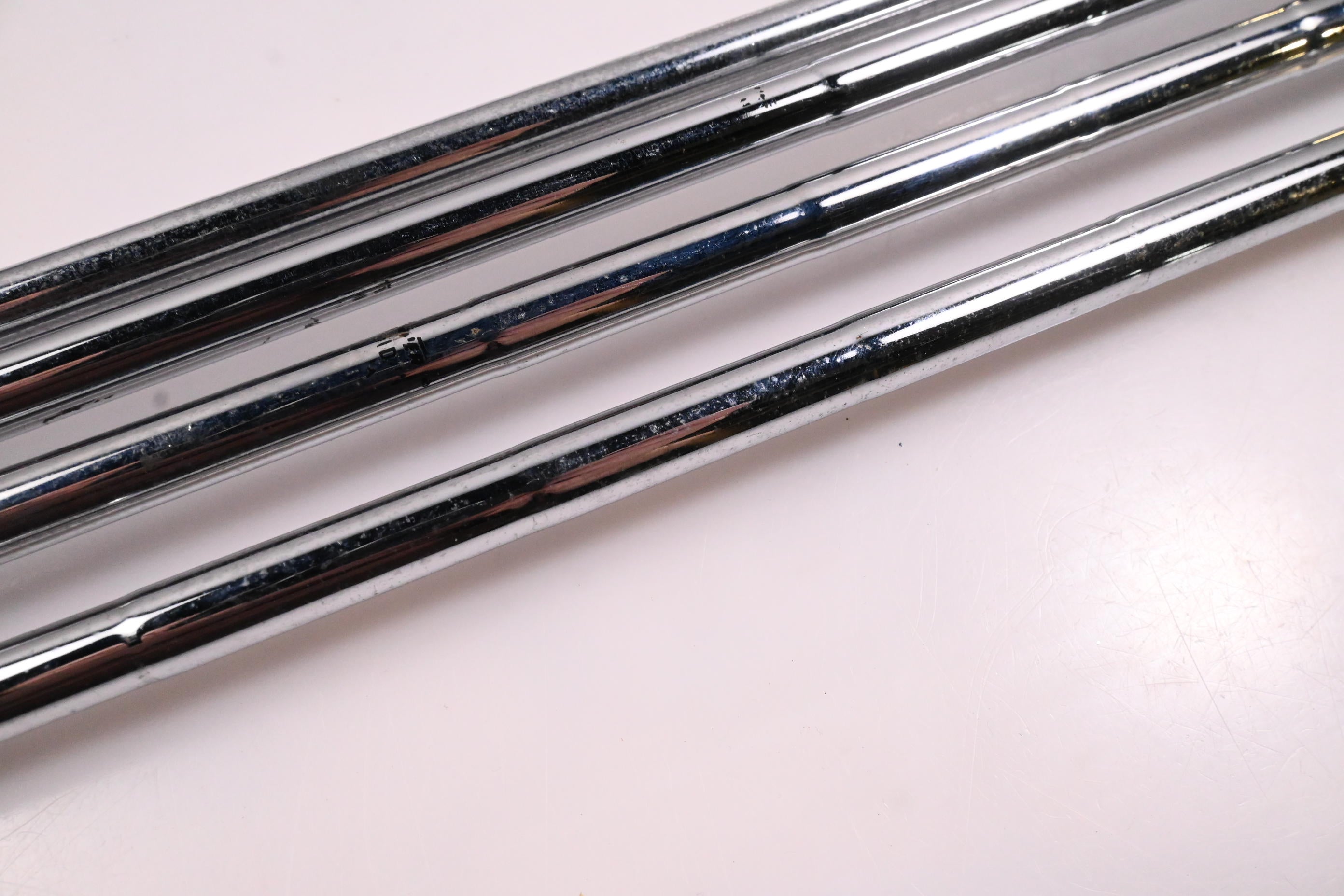 Titleist DCI 990 Irons / 3-PW / Regular Flex Dynamic Gold R300 Shafts