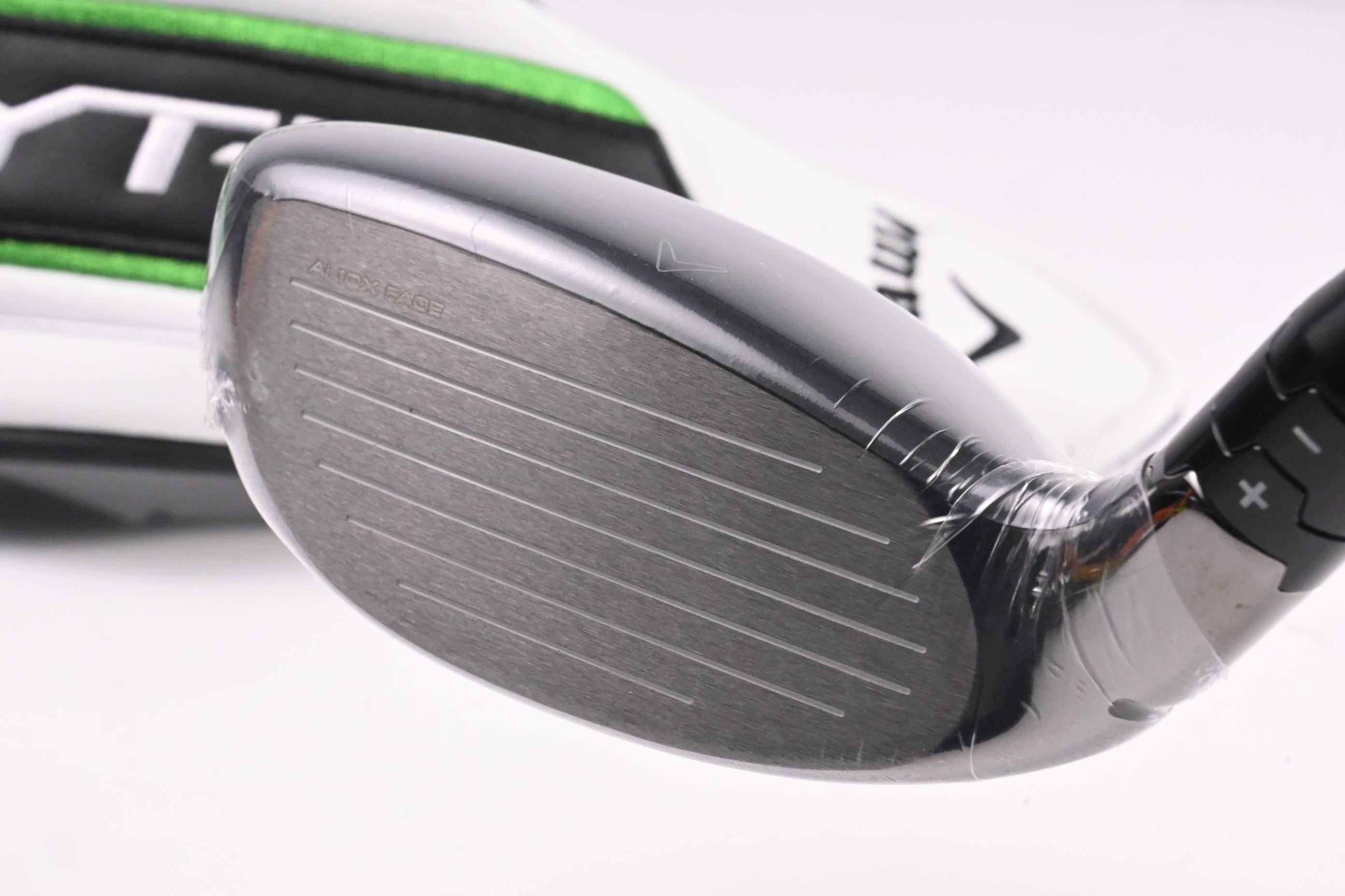 Callaway Elyte X #4 Hybrid / 21 Degree / Regular Flex Denali Charcoal 60 Shaft