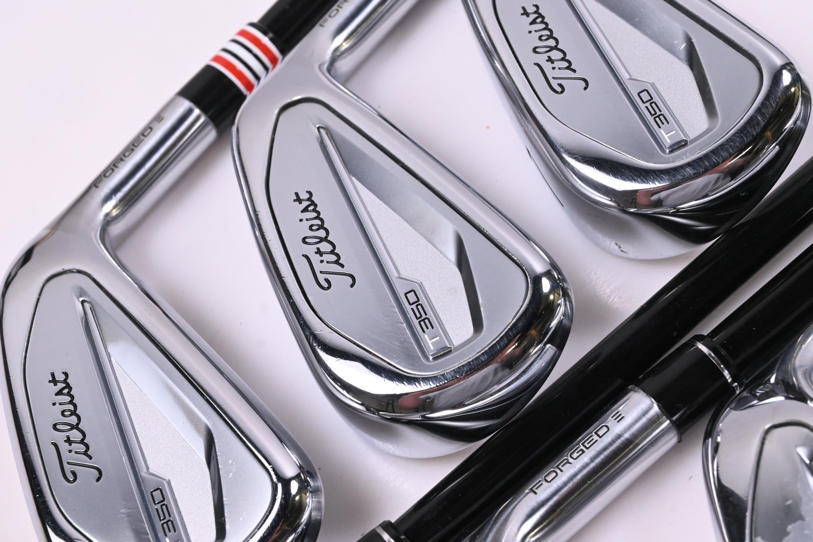 Titleist T350 Irons / 5-PW+48° / Senior Flex Tensei AV Red AM(2) Shafts