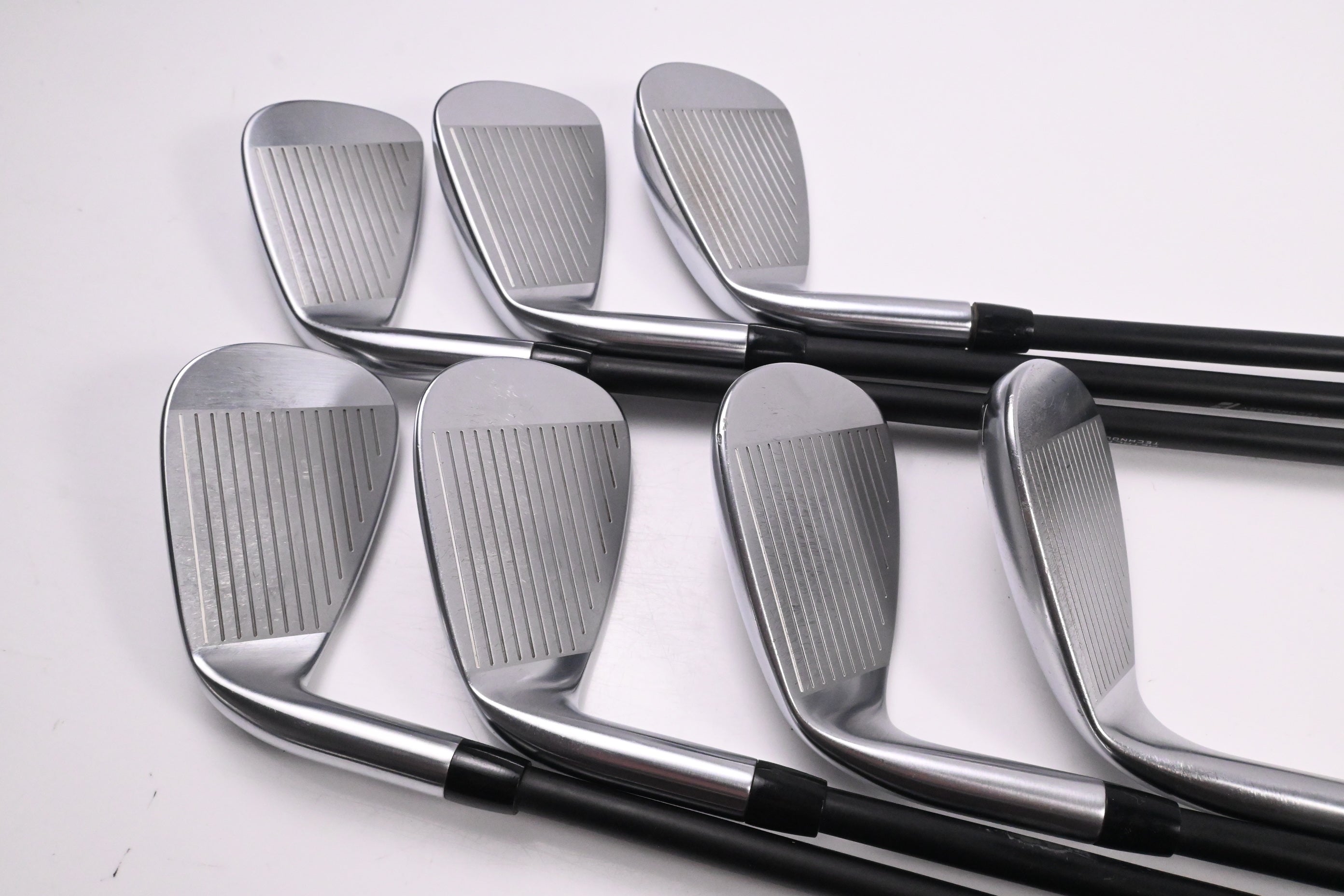 PXG 0211 DC/XCOR2 Combo Irons / 6-PW+GW+LW / Regular Flex MMT 70 Shafts
