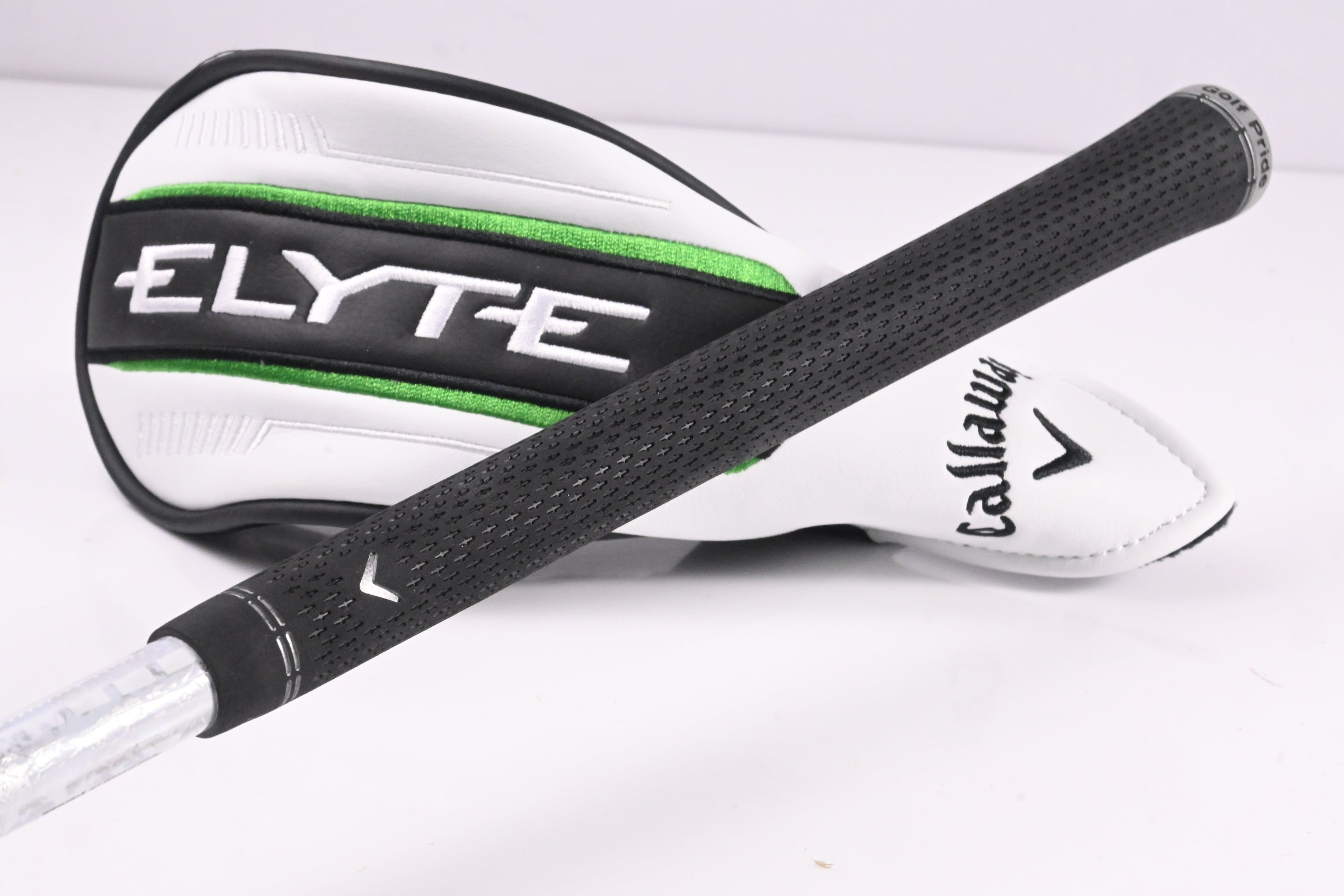 Callaway Elyte X #4 Hybrid / 21 Degree / Regular Flex Denali Charcoal 60 Shaft