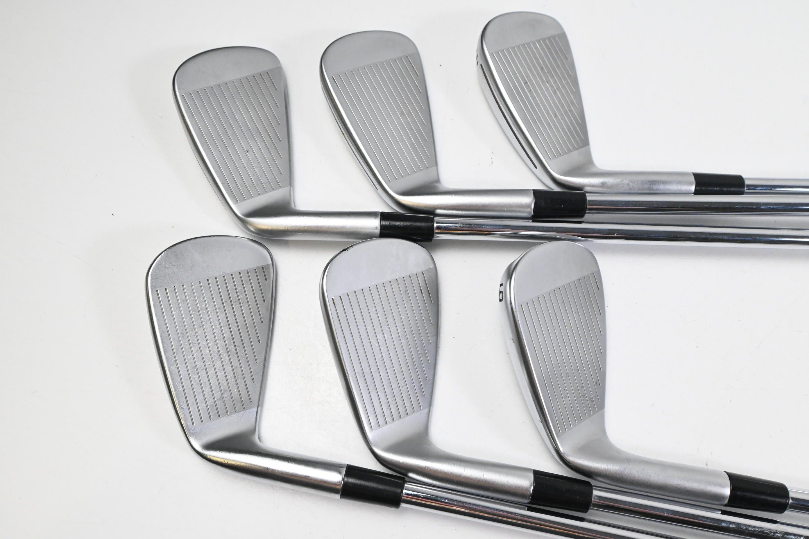 Taylormade P790 2021 Irons / 4-9i / Regular Flex Dynamic Gold 95 R300 Shafts