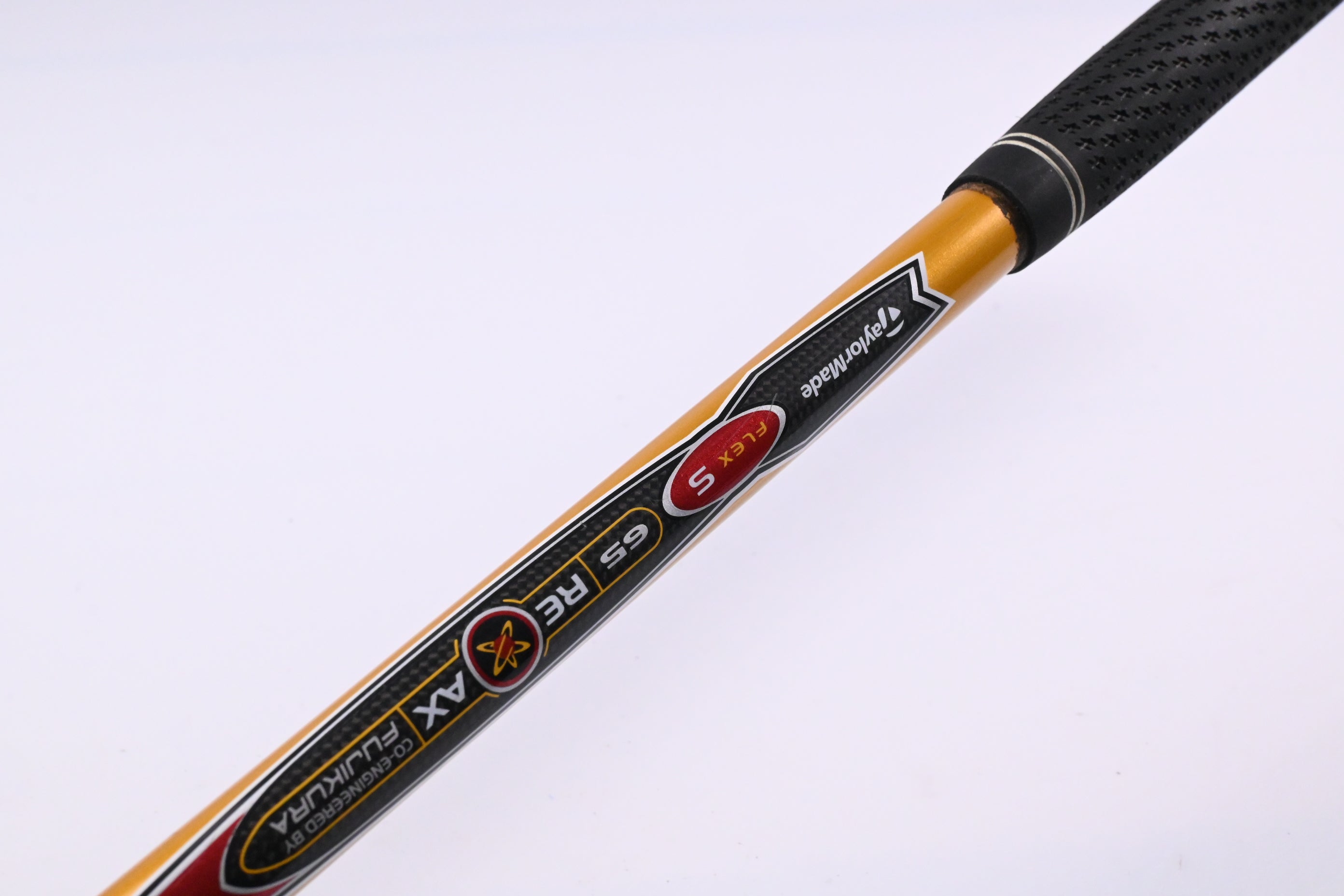 Taylormade R7 425 Driver / 10.5 Degree / Stiff Flex Fujikura REAX 65 Shaft