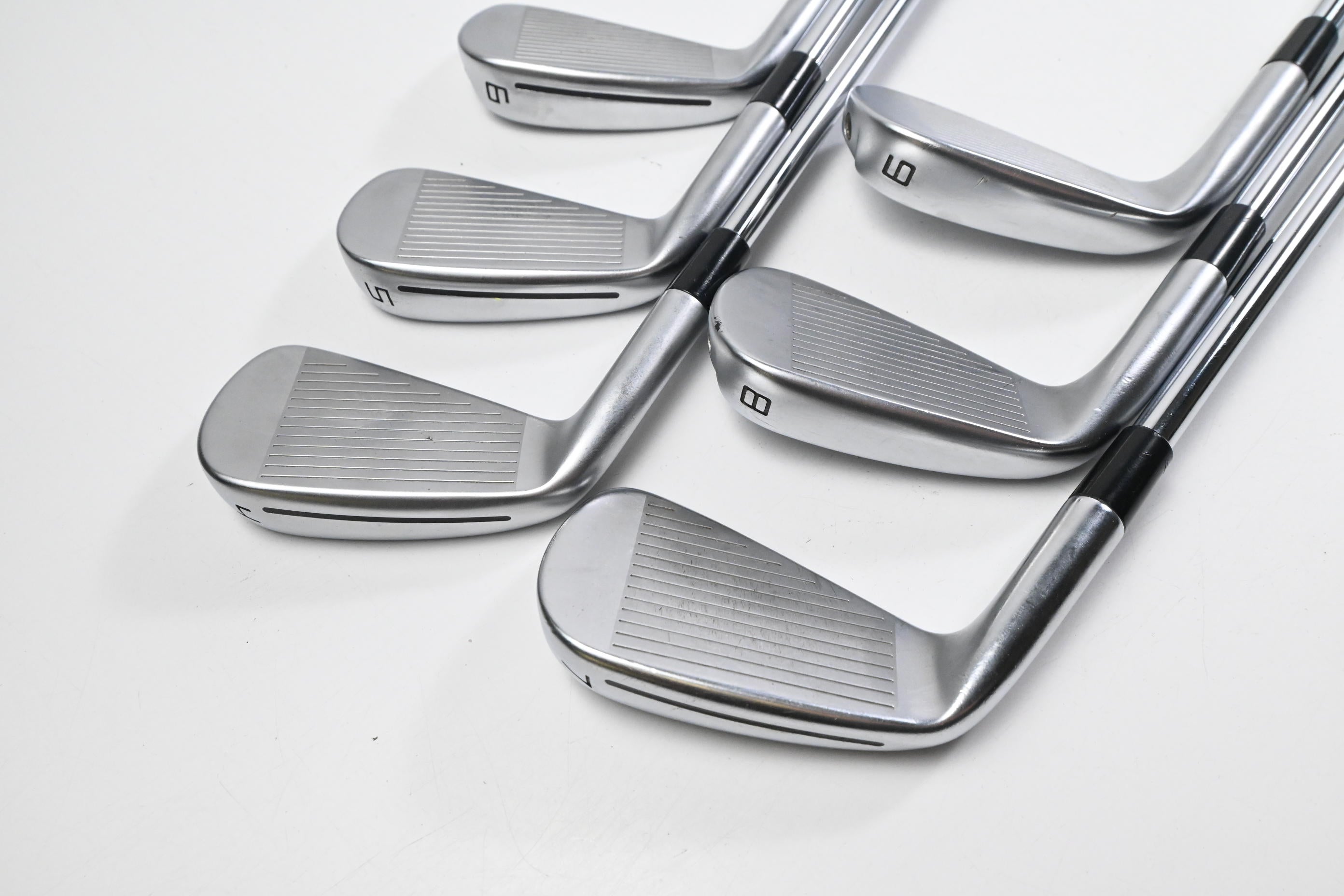 Taylormade P790 2021 Irons / 4-9i / Regular Flex Dynamic Gold 95 R300 Shafts