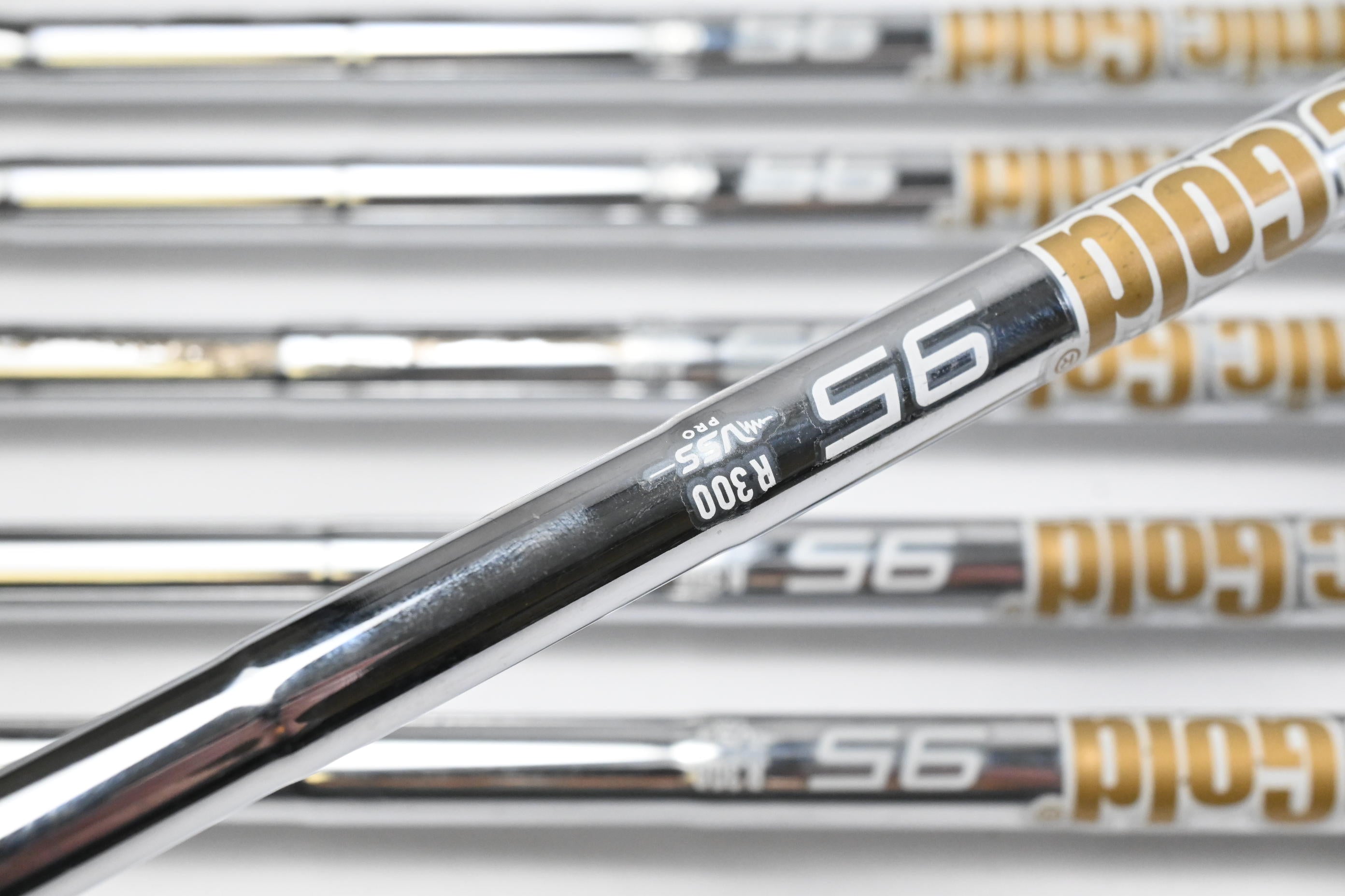 Taylormade P790 2021 Irons / 4-9i / Regular Flex Dynamic Gold 95 R300 Shafts