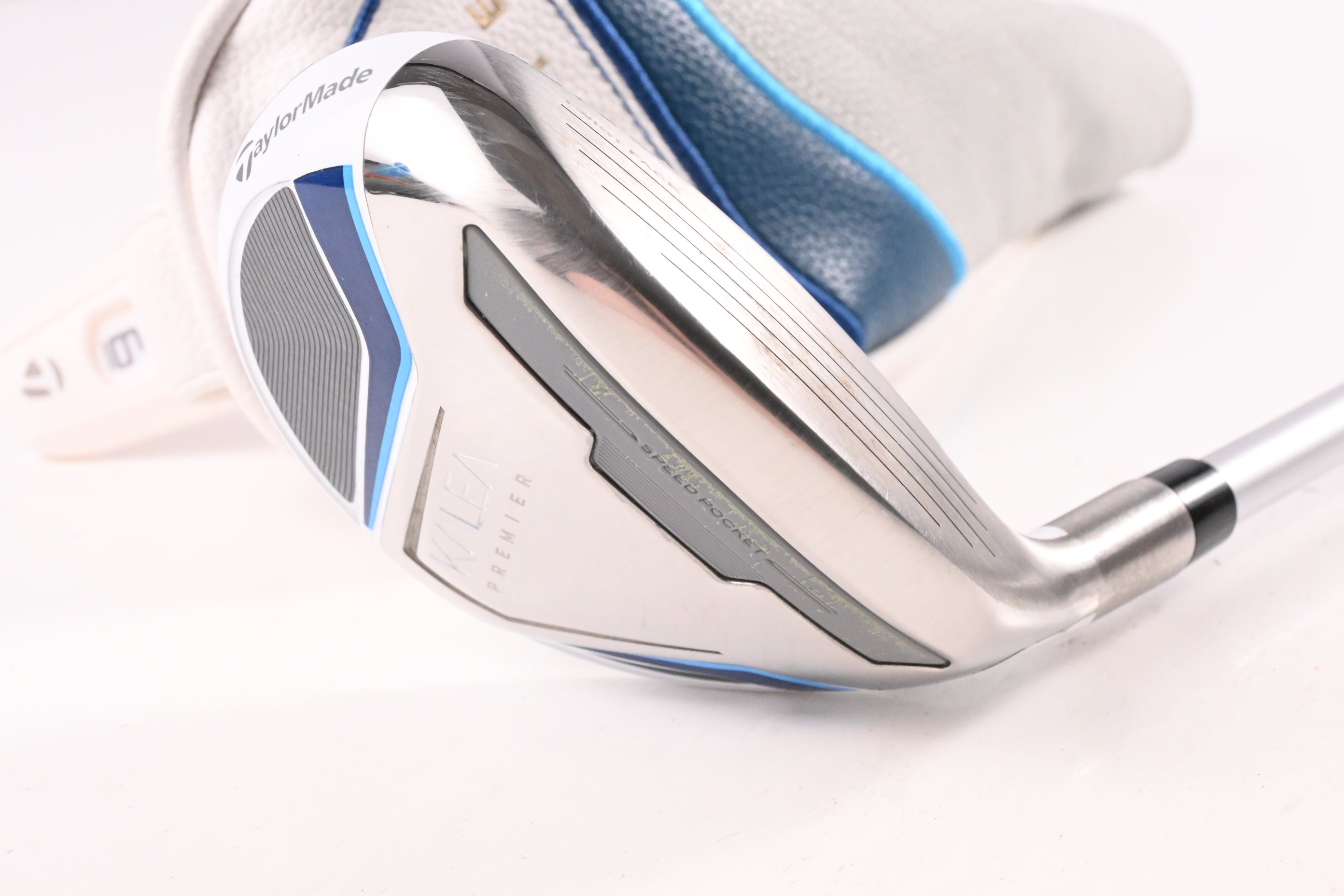 Ladies Taylormade Kalea Premier #6 Hybrid / 31 Degrees / Ladies Flex Kalea 40