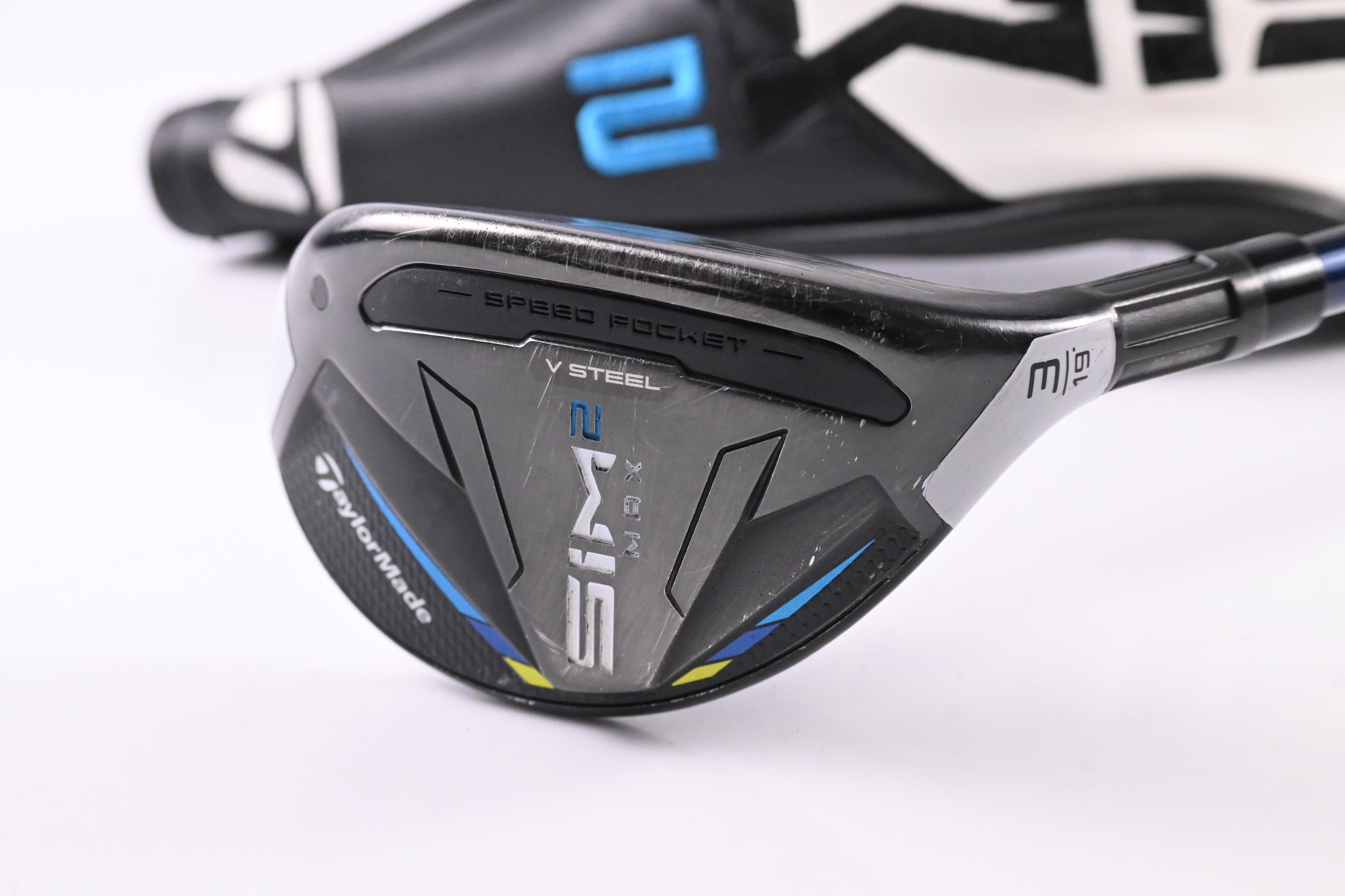 Taylormade SIM2 Max #3 Hybrid / 19 Degree / Stiff Flex Ventus Blue 7 Shaft