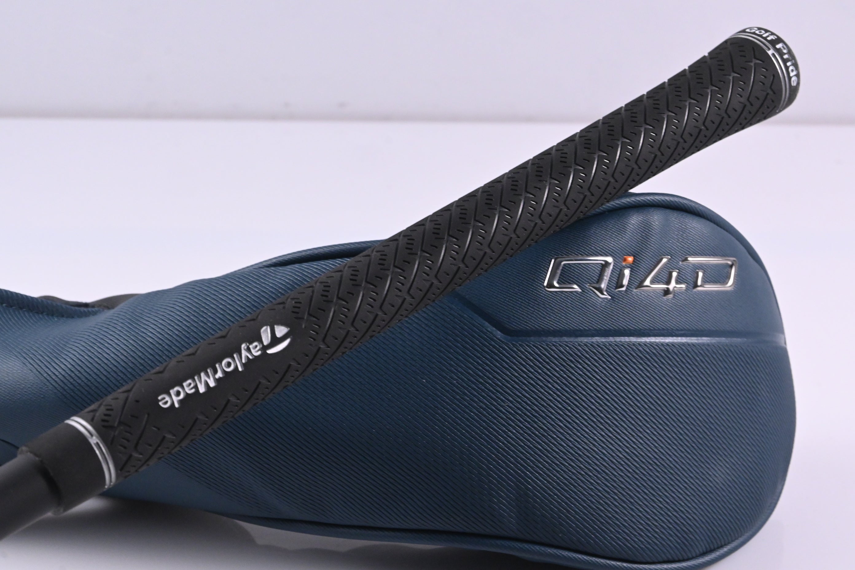 Taylormade Qi4D #3 Wood / 15 Degree / Regular Flex REAX 55 Shaft