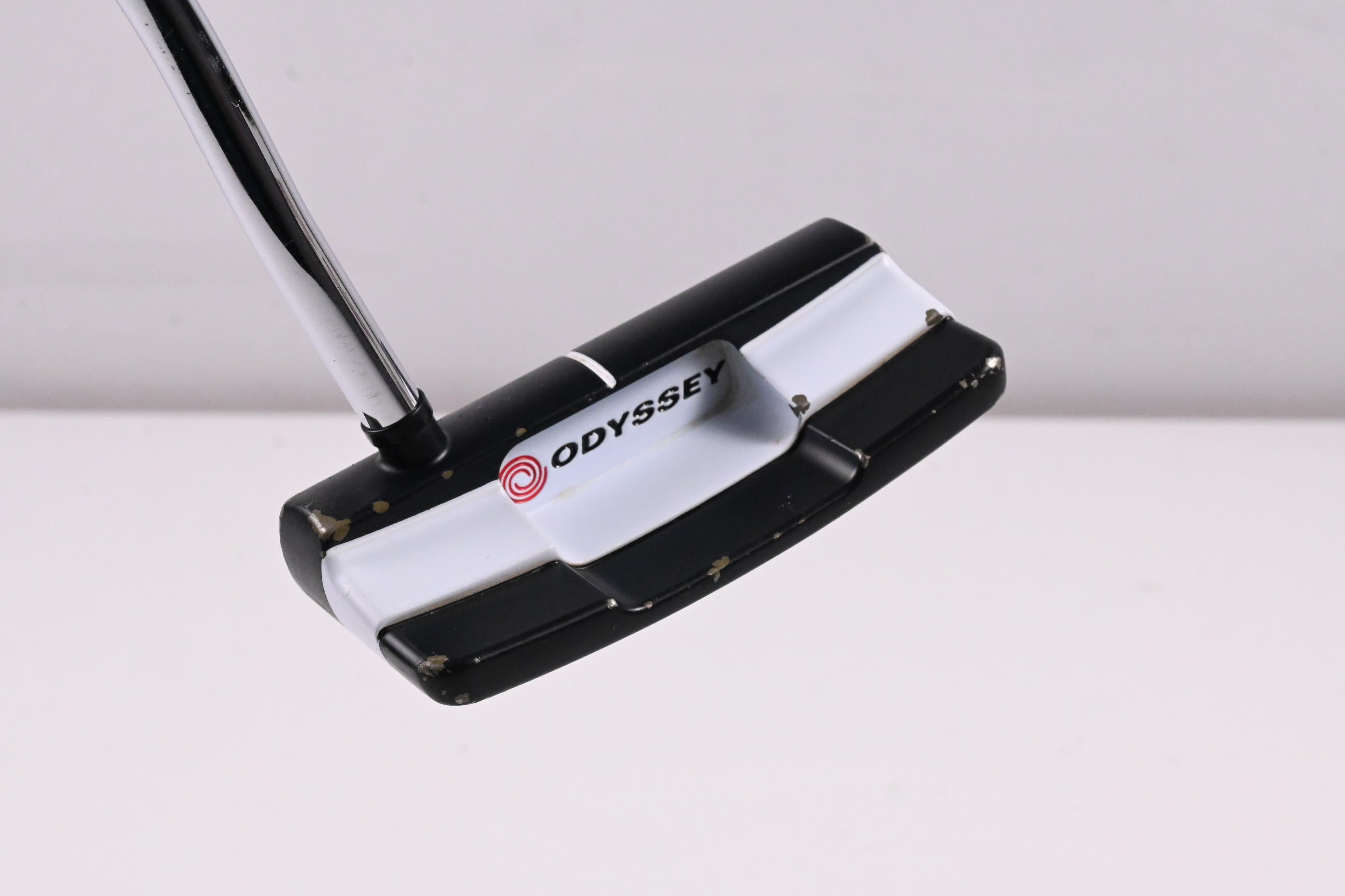 Odyssey White Hot Versa Double Wide Putter / 33 Inch