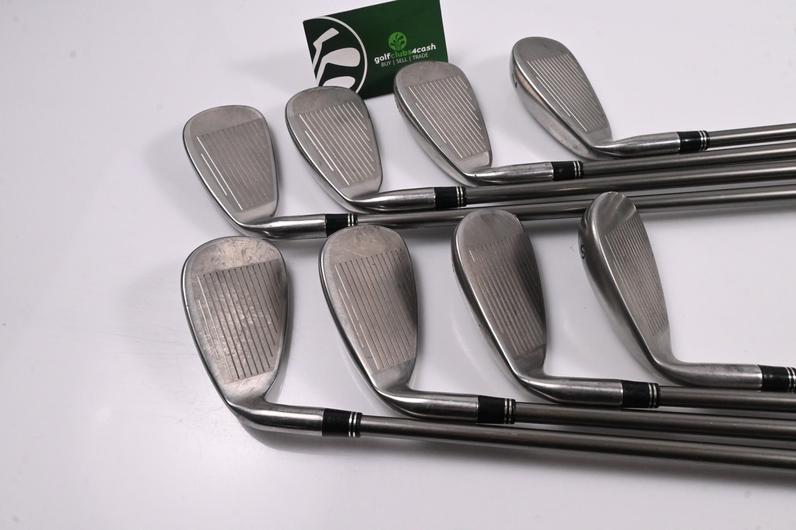 Taylormade R7 XD Irons / 4-PW+SW / Regular Flex Taylormade 65 Shafts