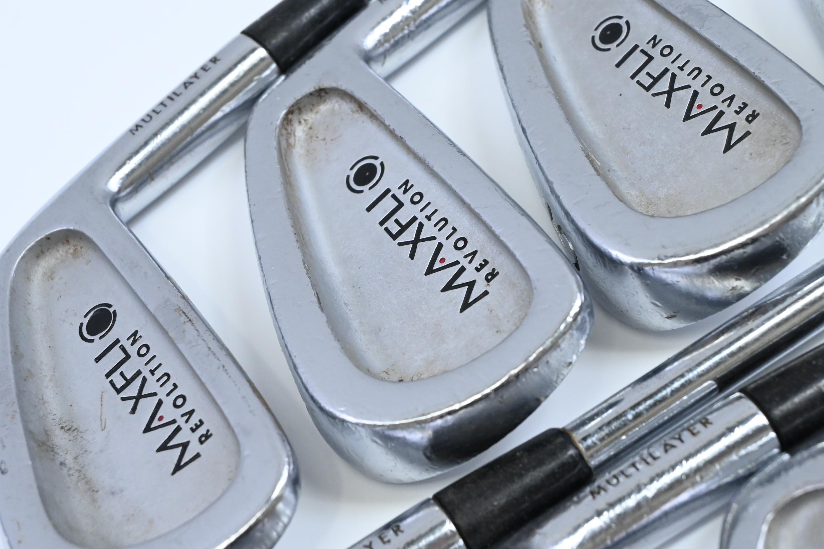 Maxfli Revolution Black Dot Irons / 3-PW / Stiff Flex Dynamic Gold S300U Shafts