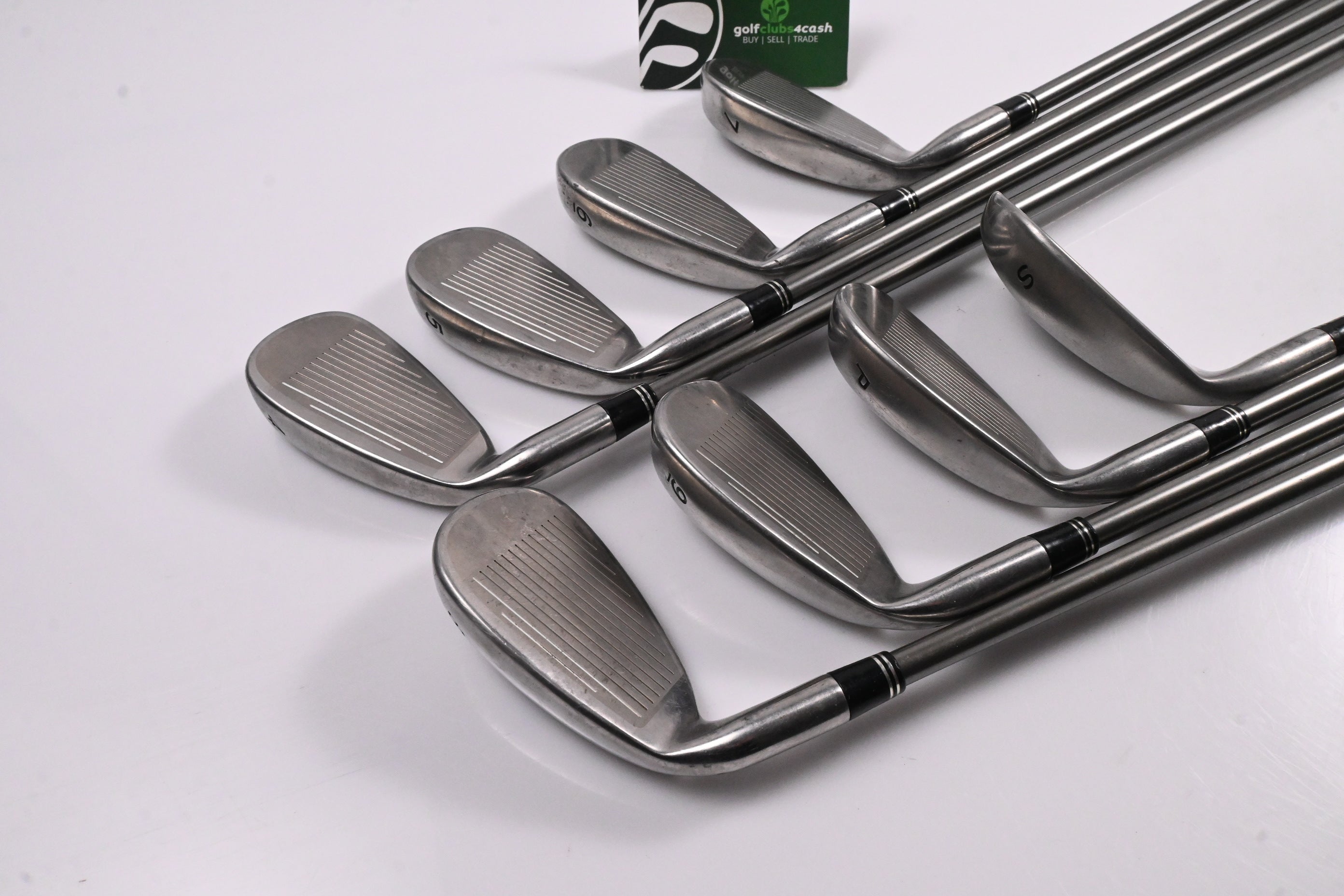 Taylormade R7 XD Irons / 4-PW+SW / Regular Flex Taylormade 65 Shafts