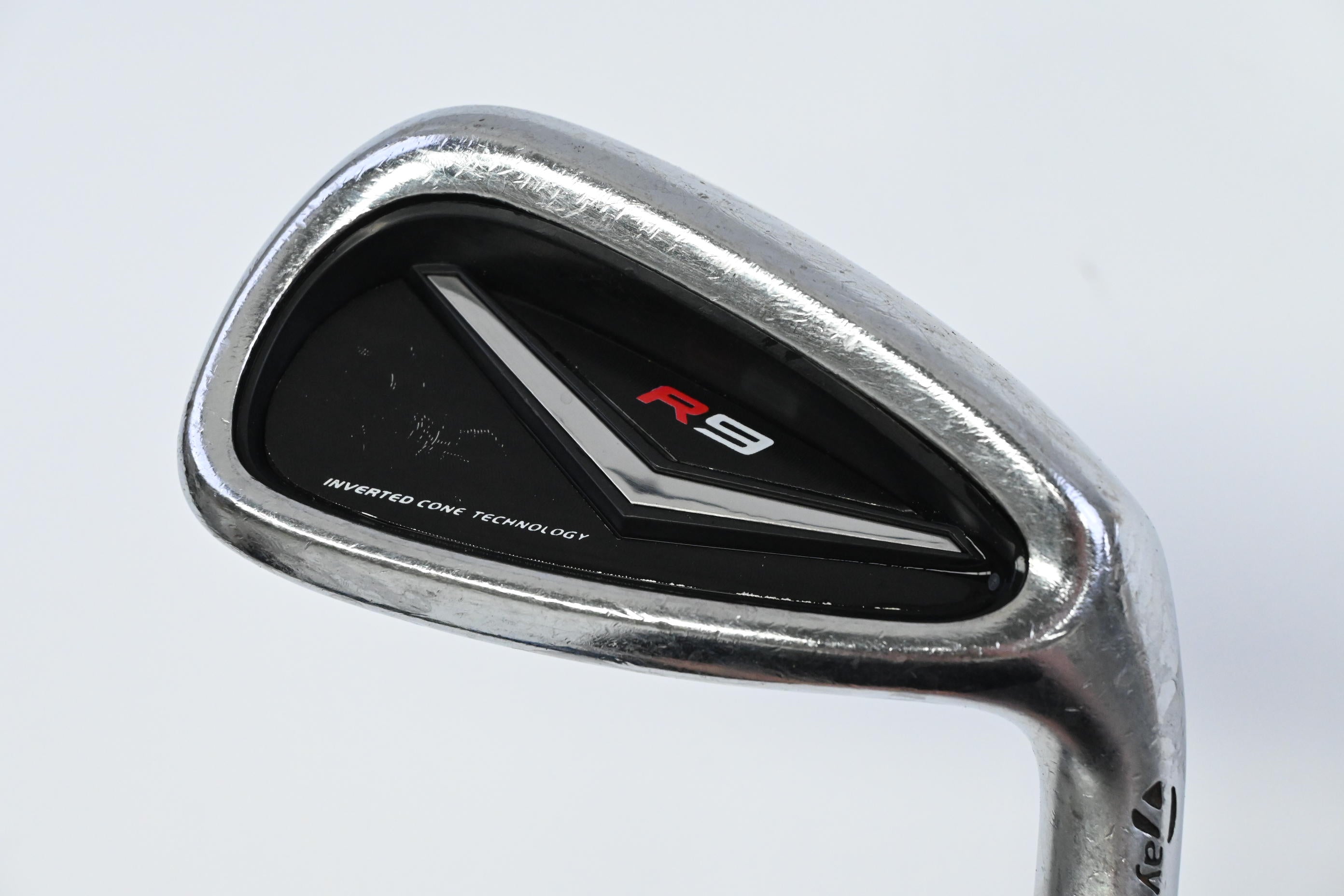 Taylormade R9 #8 Iron / Regular Flex Fujikura Motore 65 Shaft