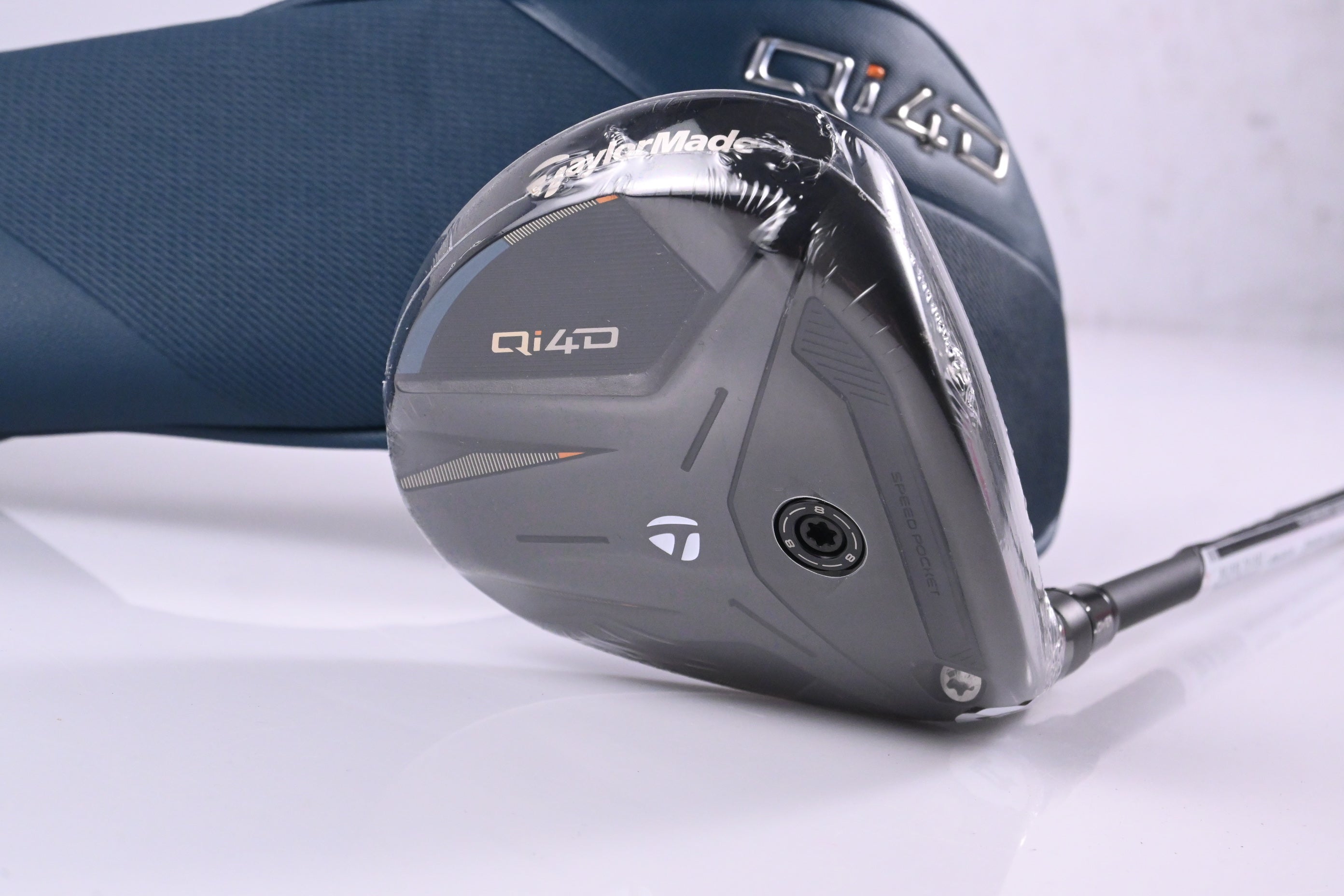 Taylormade Qi4D #3 Wood / 15 Degree / Regular Flex REAX 55 Shaft