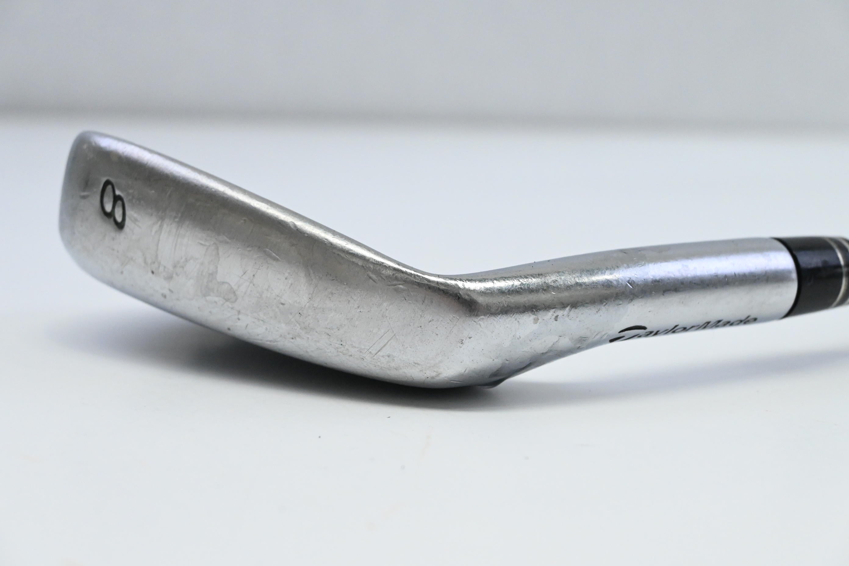 Taylormade R9 #8 Iron / Regular Flex Fujikura Motore 65 Shaft