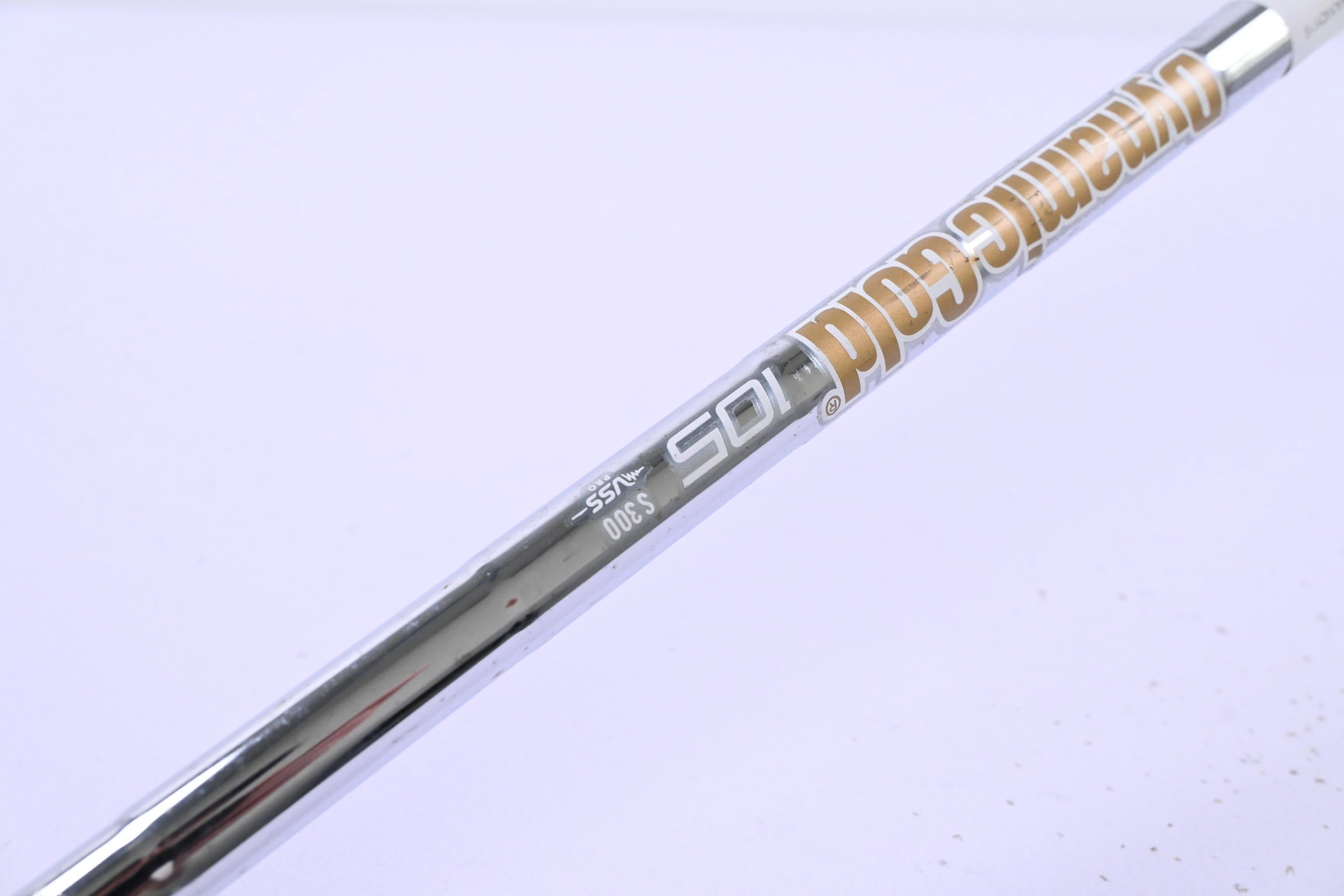 Taylormade P790 2019 #7 Iron / Stiff Flex Dynamic Gold 105 S300 Shaft